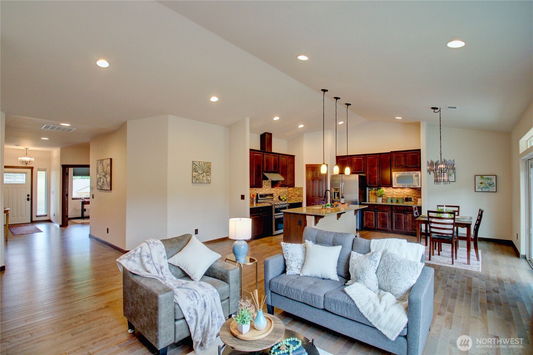 546 Timberland Loop Property Photo 8