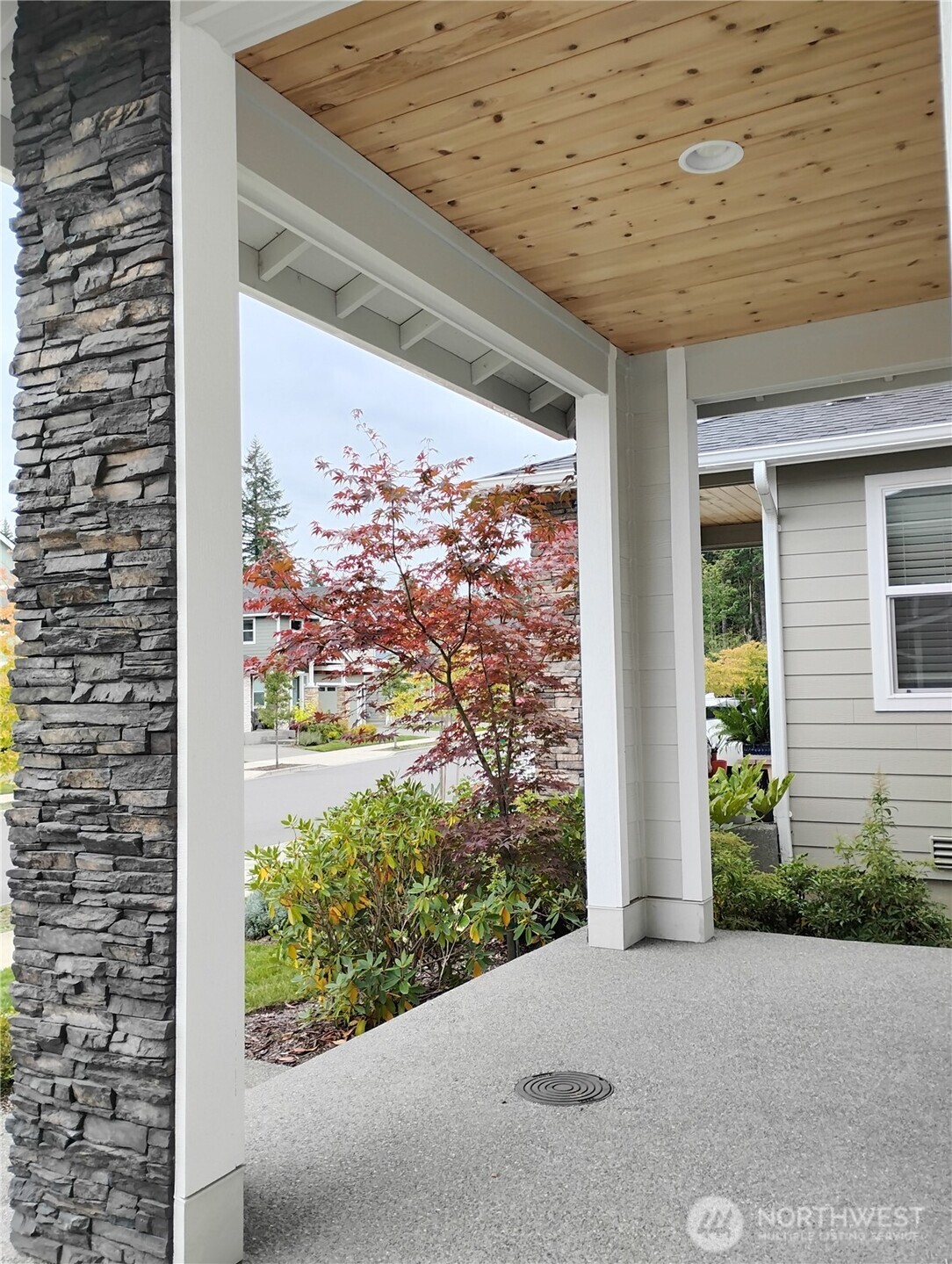 33533 Juniper Avenue Property Photo 2