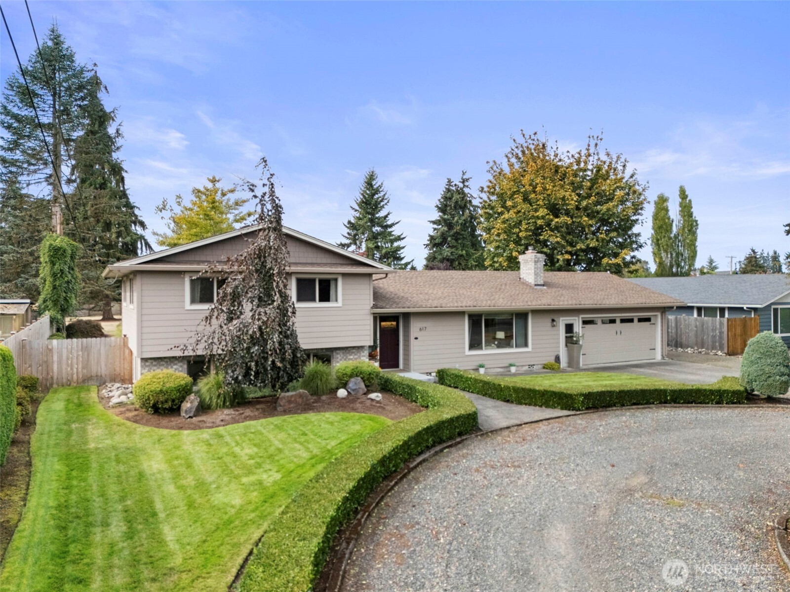 617 Oakland Avenue Property Photo 3