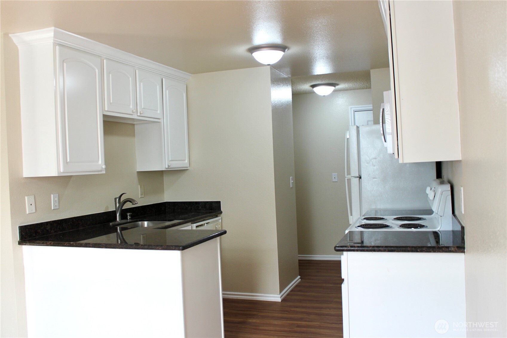 10016 Golden Given Road 26 Property Photo 3