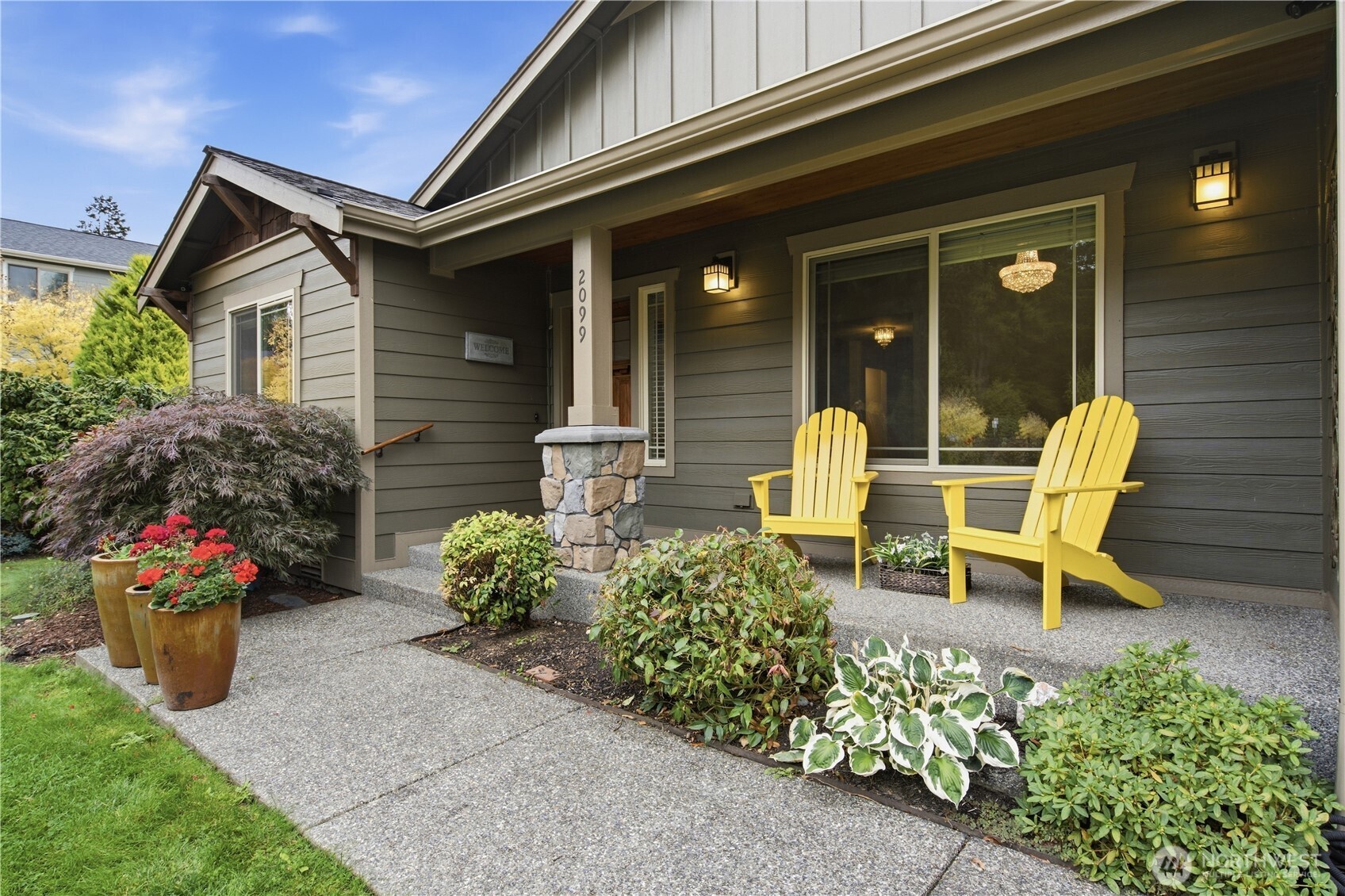 2099 Ne Poseidon Court Property Photo 2