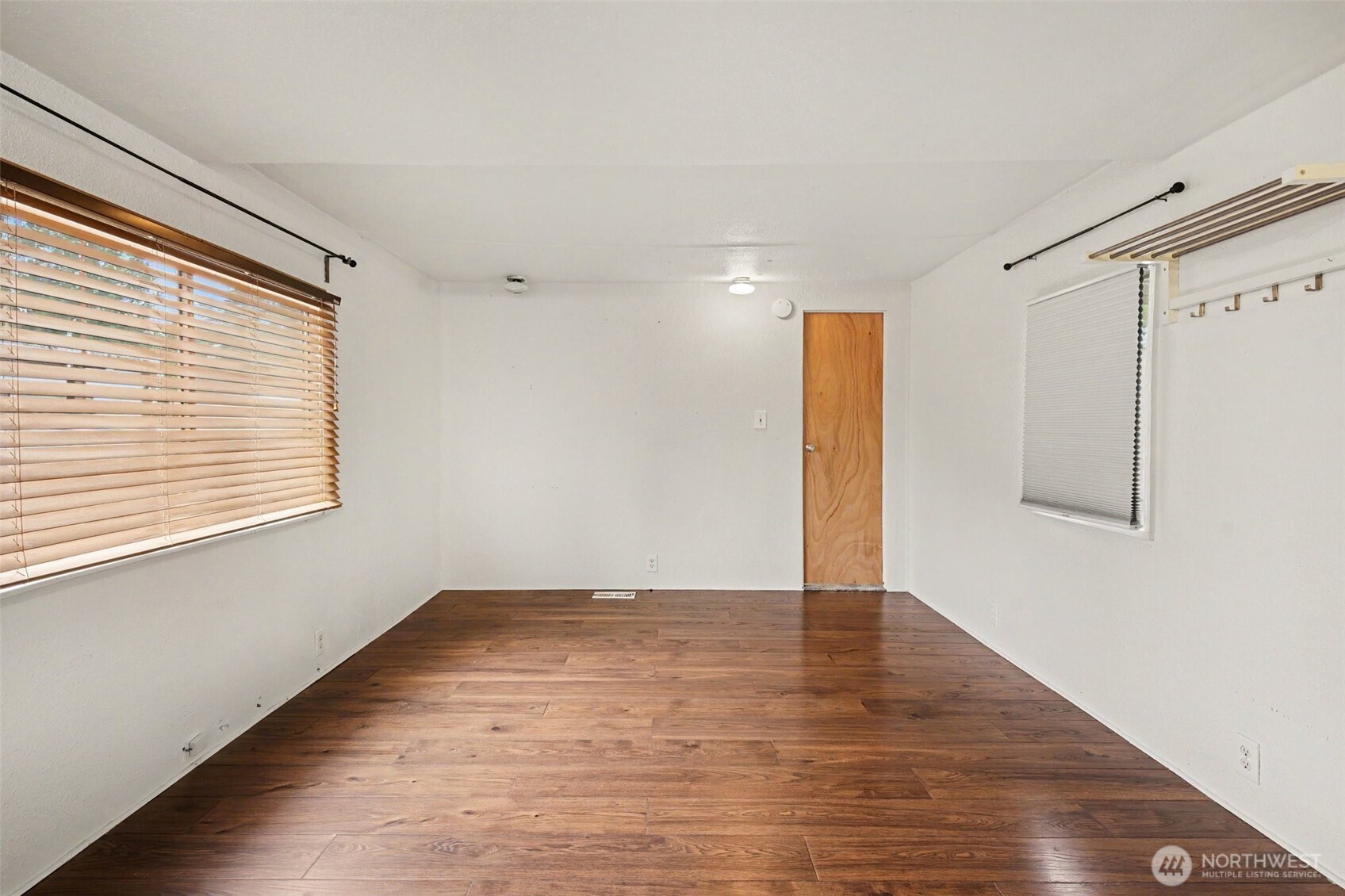 10515 Woodinville Drive 3 Property Photo 6