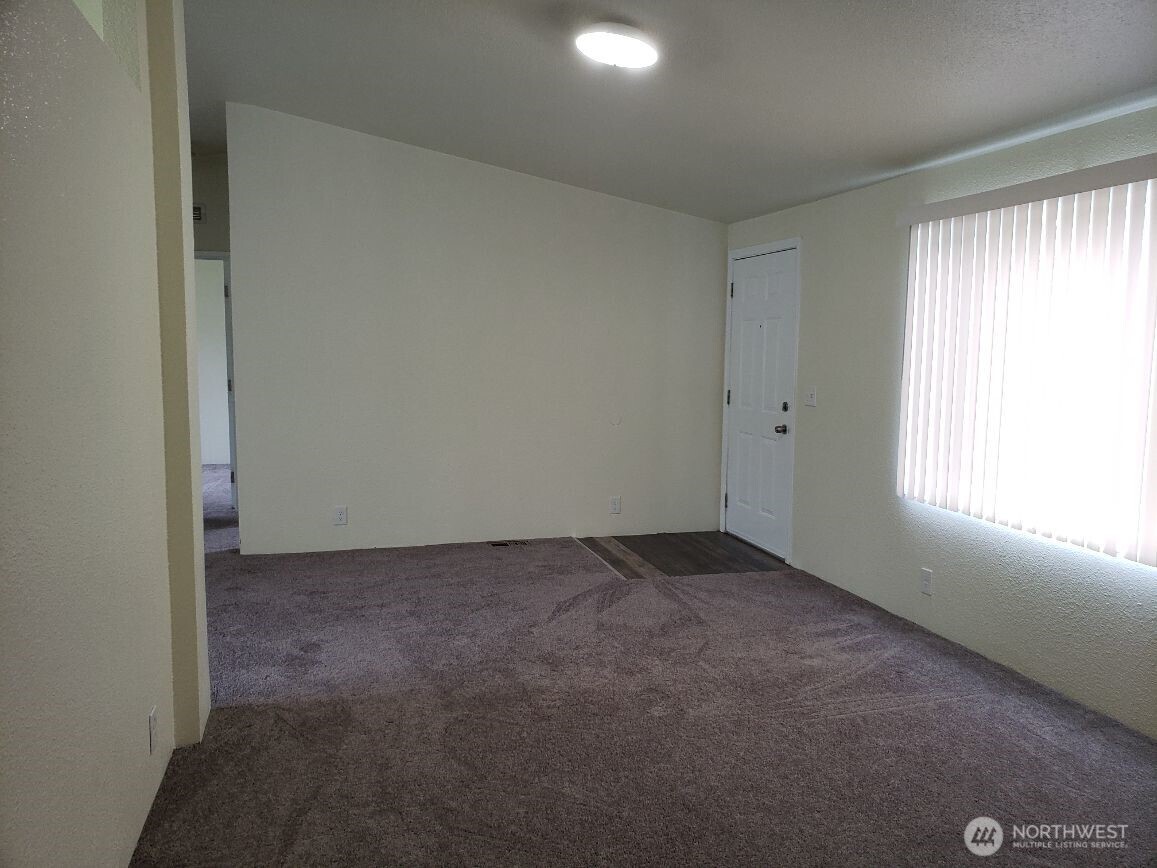 10512 137th Street 37 Property Photo 9