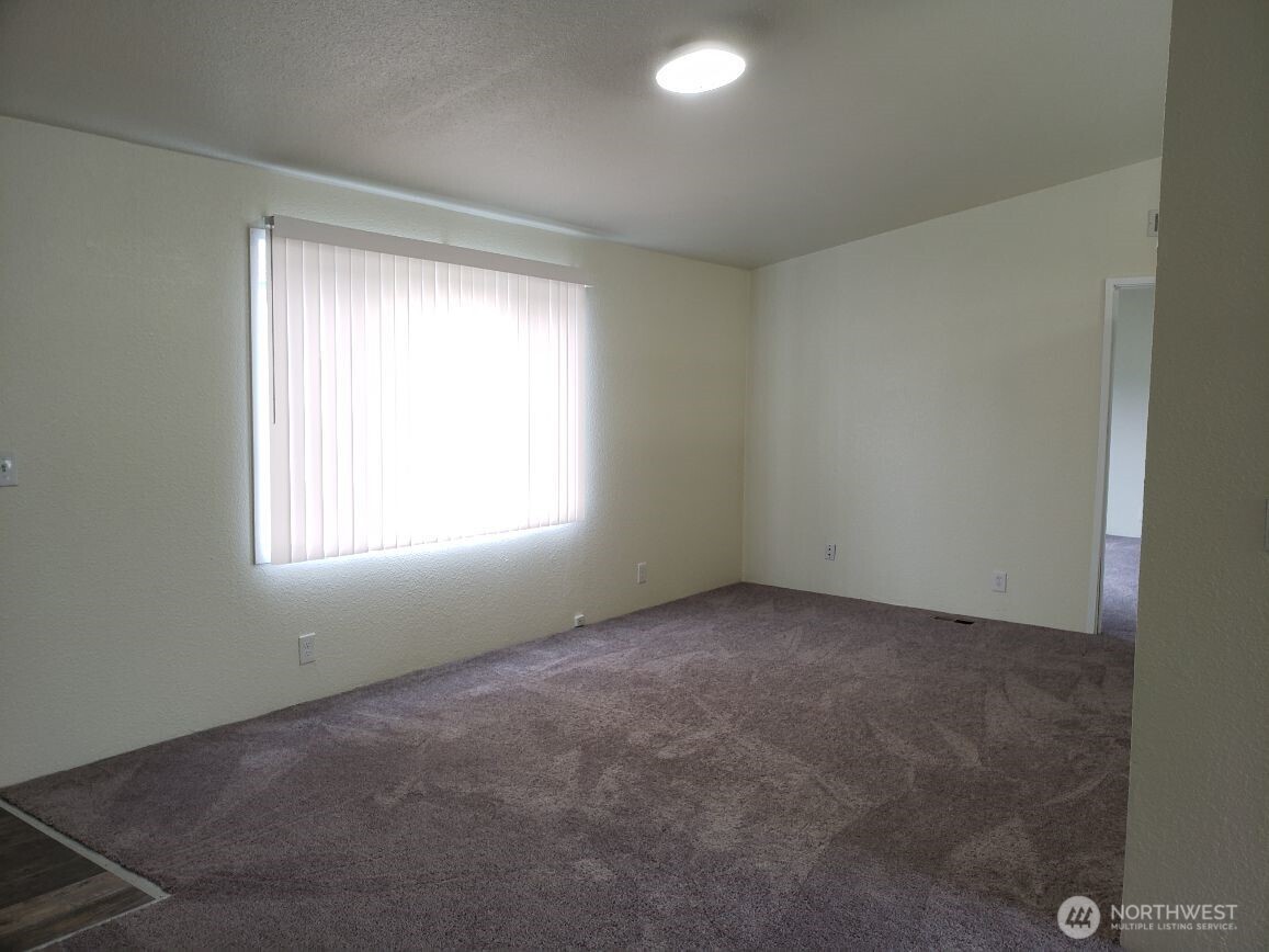 10512 137th Street 37 Property Photo 10
