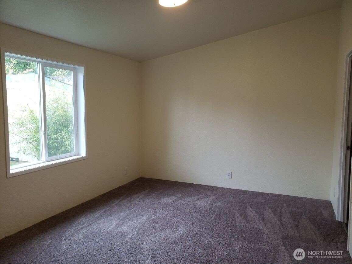 10512 137th Street 37 Property Photo 13