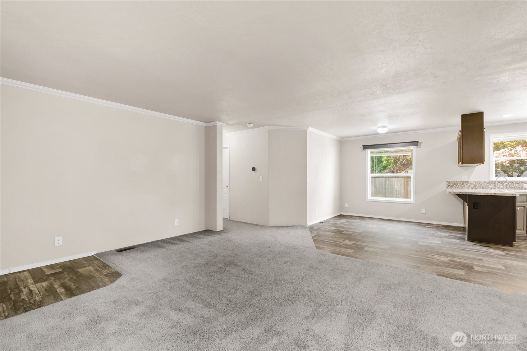 19518 18th Street Ct Property Photo 4