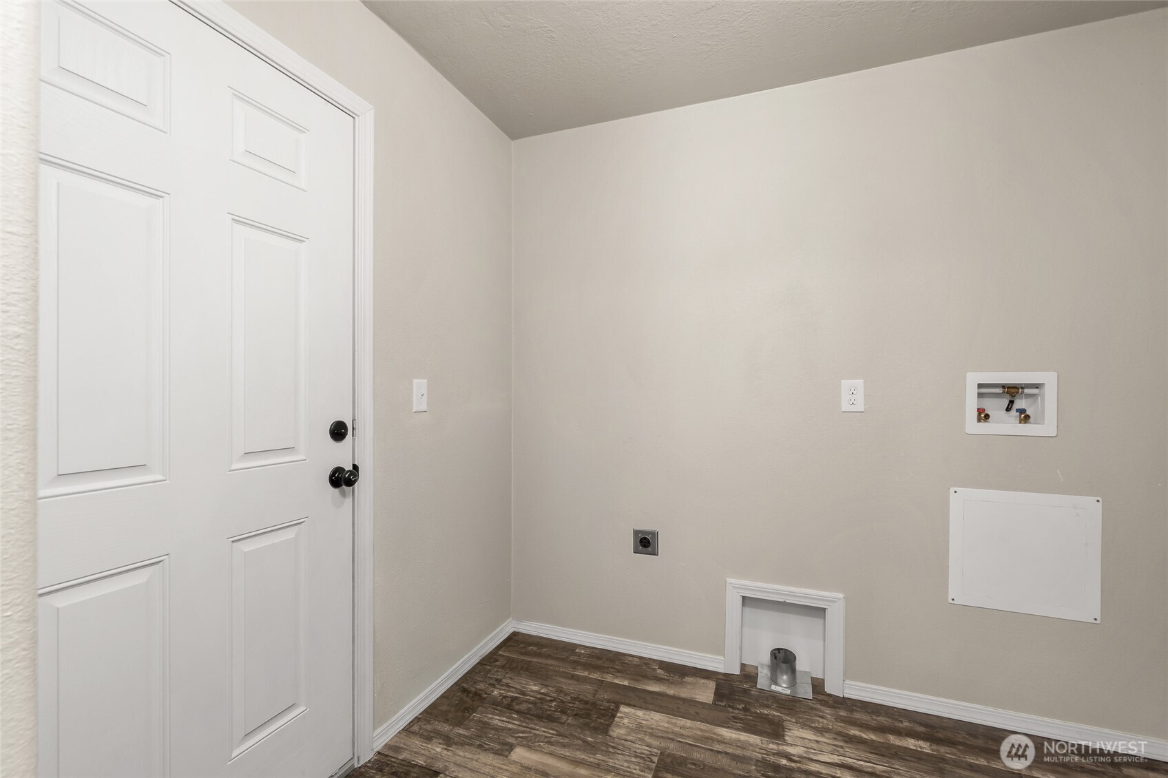 19518 18th Street Ct Property Photo 12