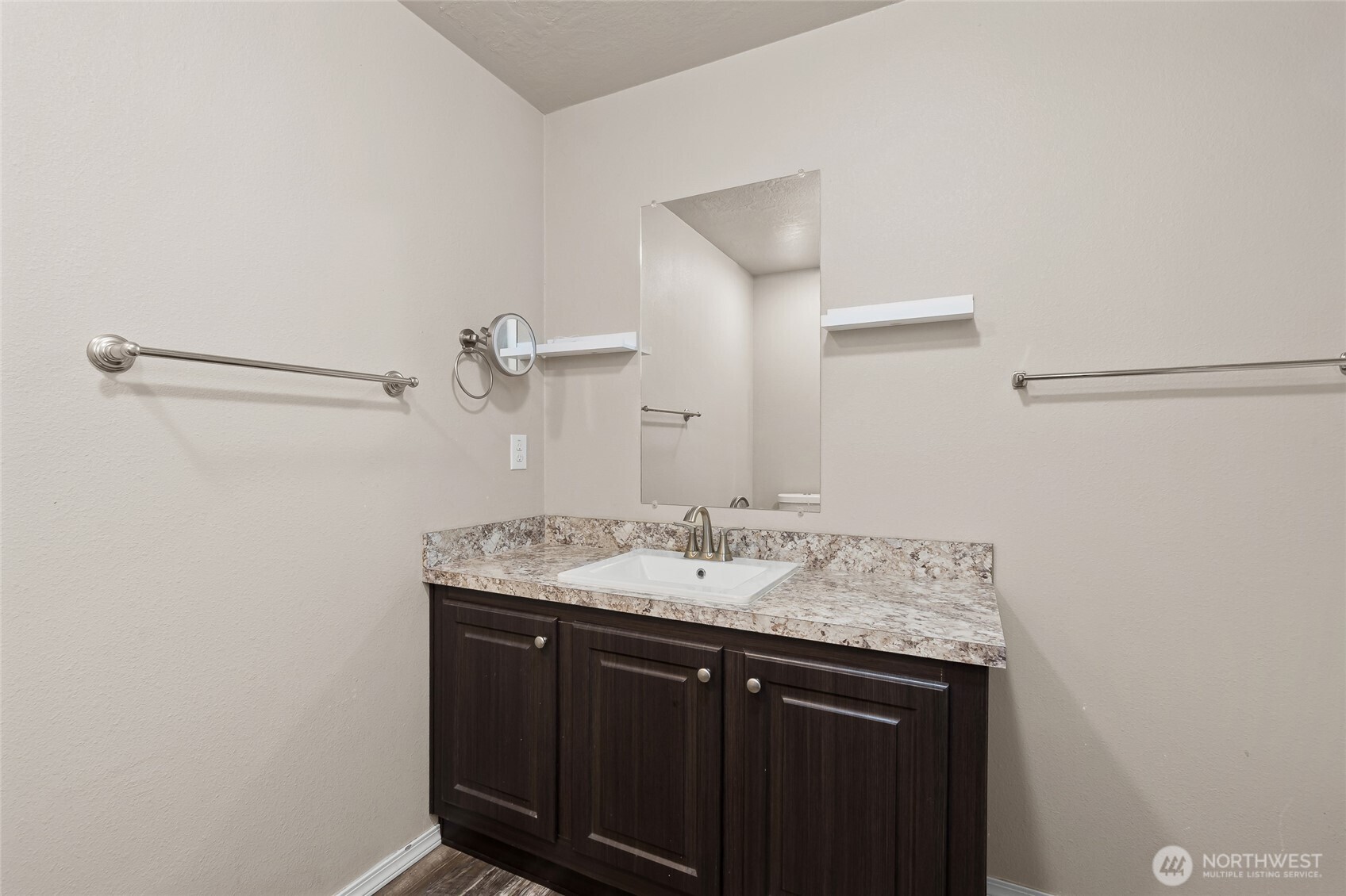 19518 18th Street Ct Property Photo 23