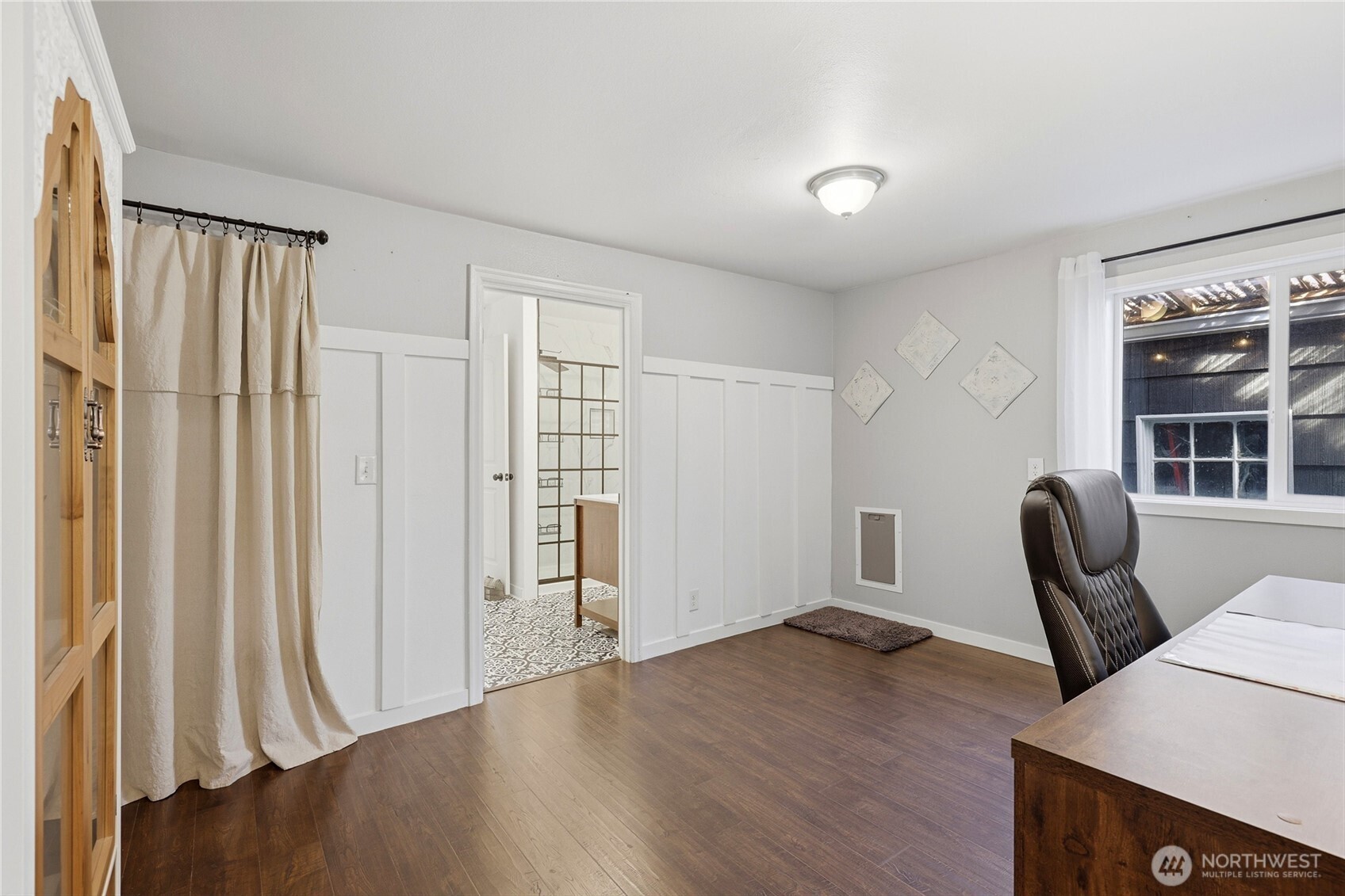 2125 48th Avenue Property Photo 16