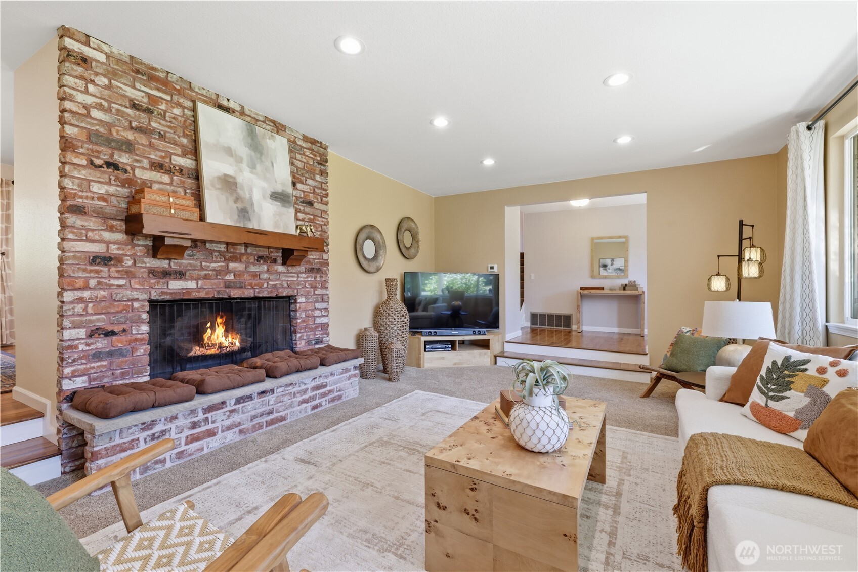 4941 125 Avenue Property Photo 5