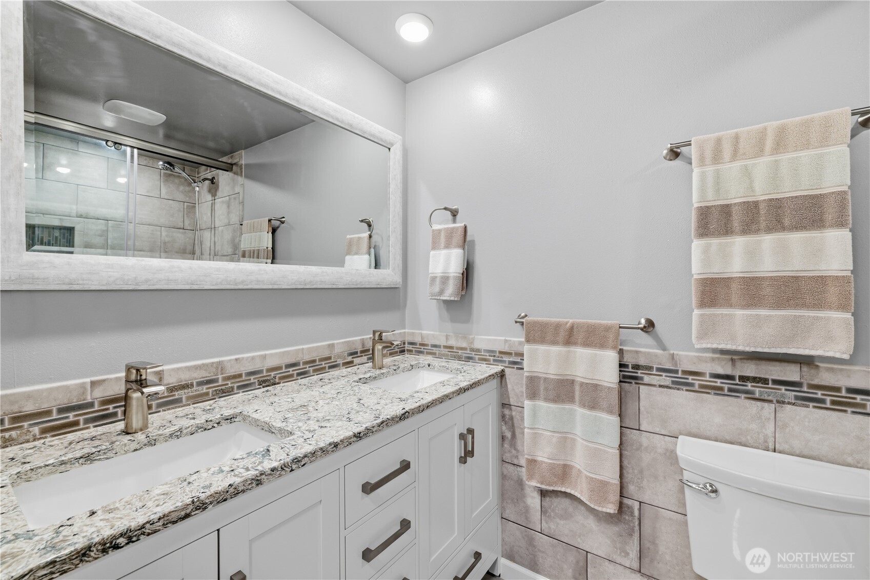 4941 125 Avenue Property Photo 17