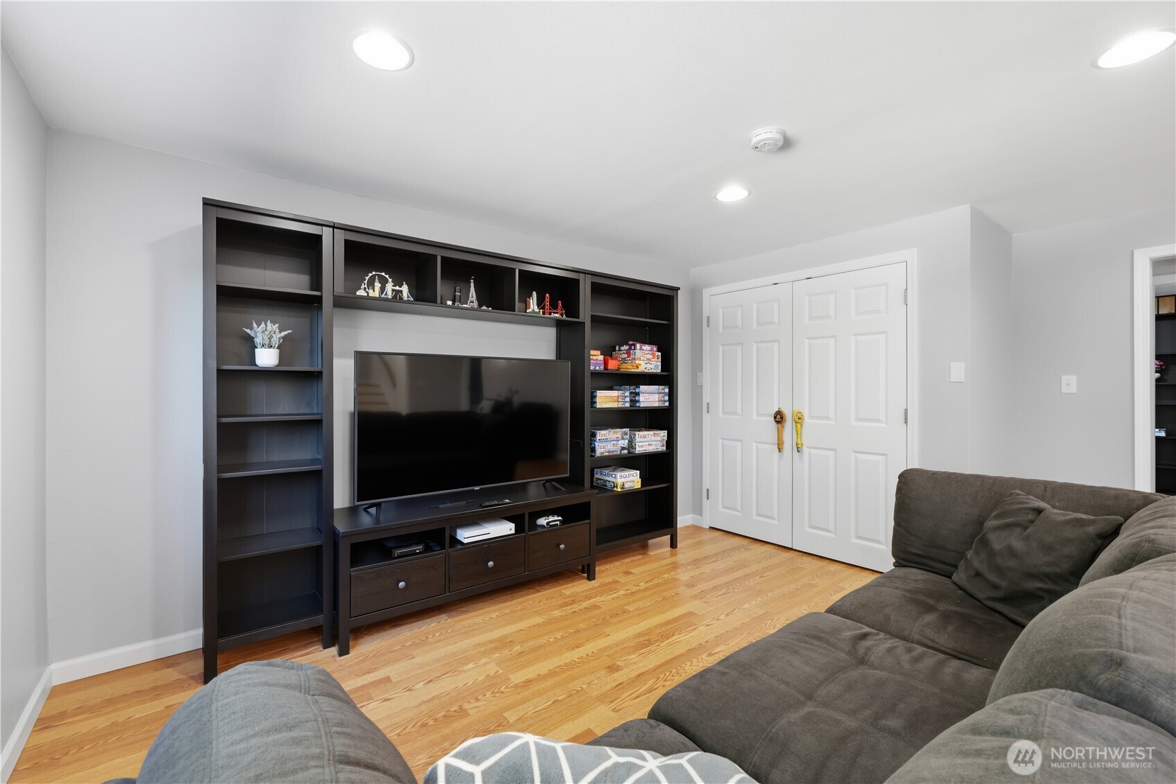 4941 125 Avenue Property Photo 20