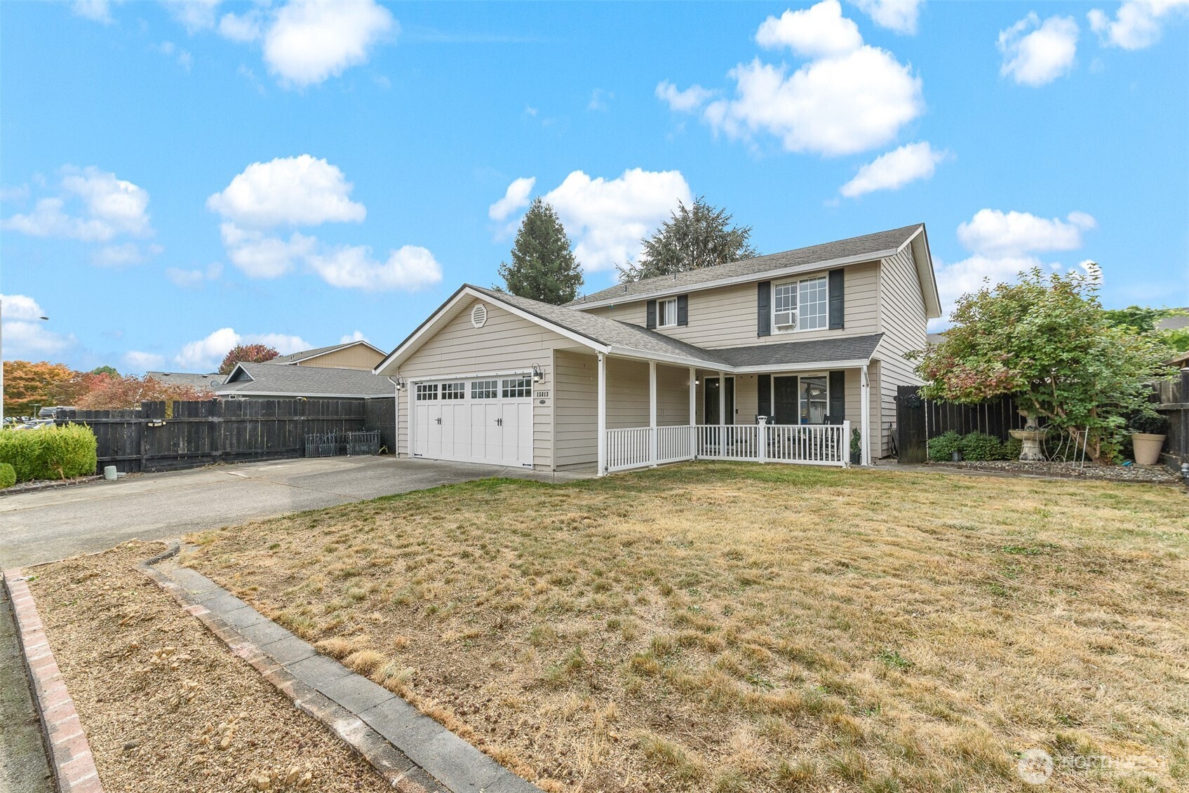 15813 Ne 3rd Street Property Photo 1