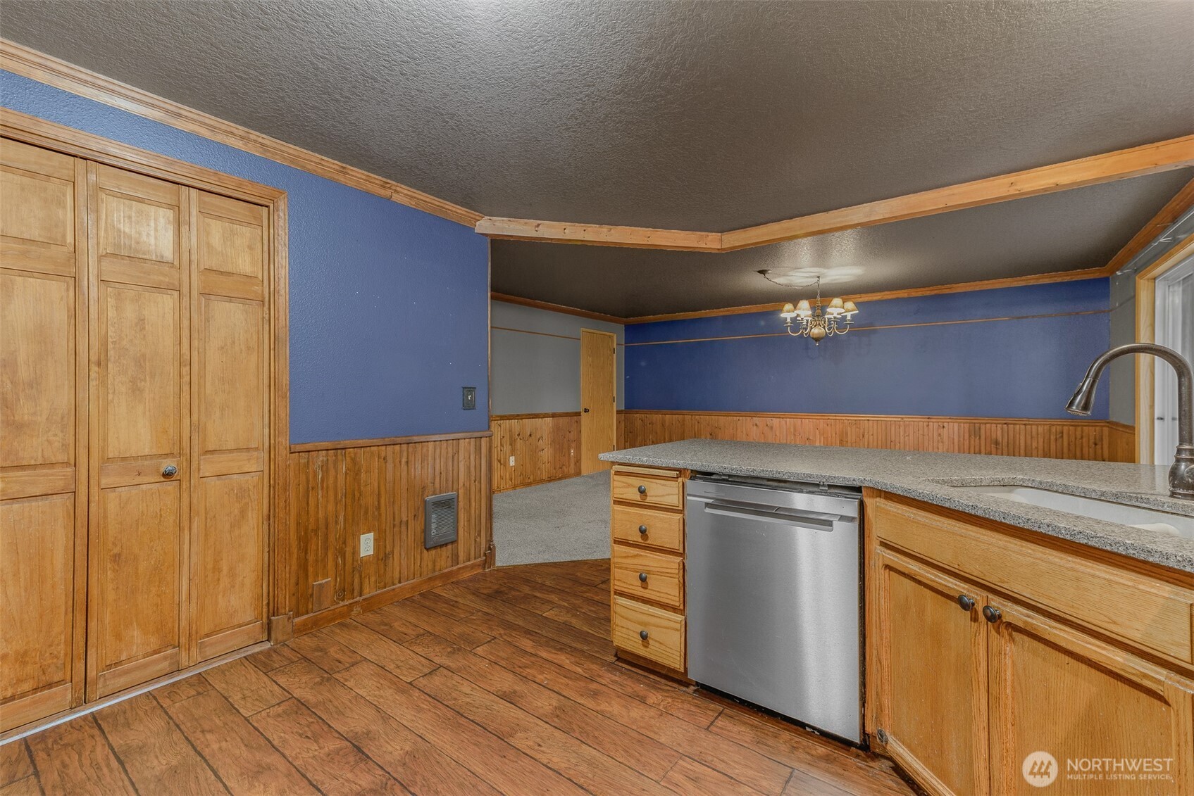 15813 Ne 3rd Street Property Photo 4