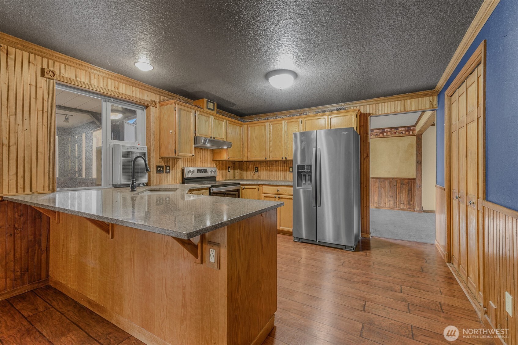 15813 Ne 3rd Street Property Photo 6