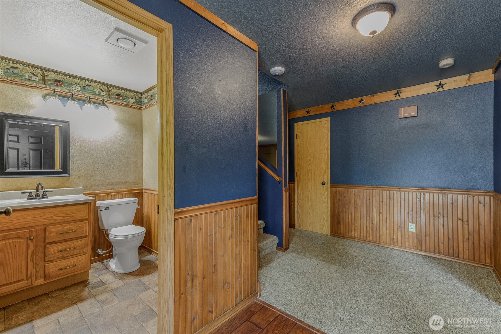 15813 Ne 3rd Street Property Photo 9