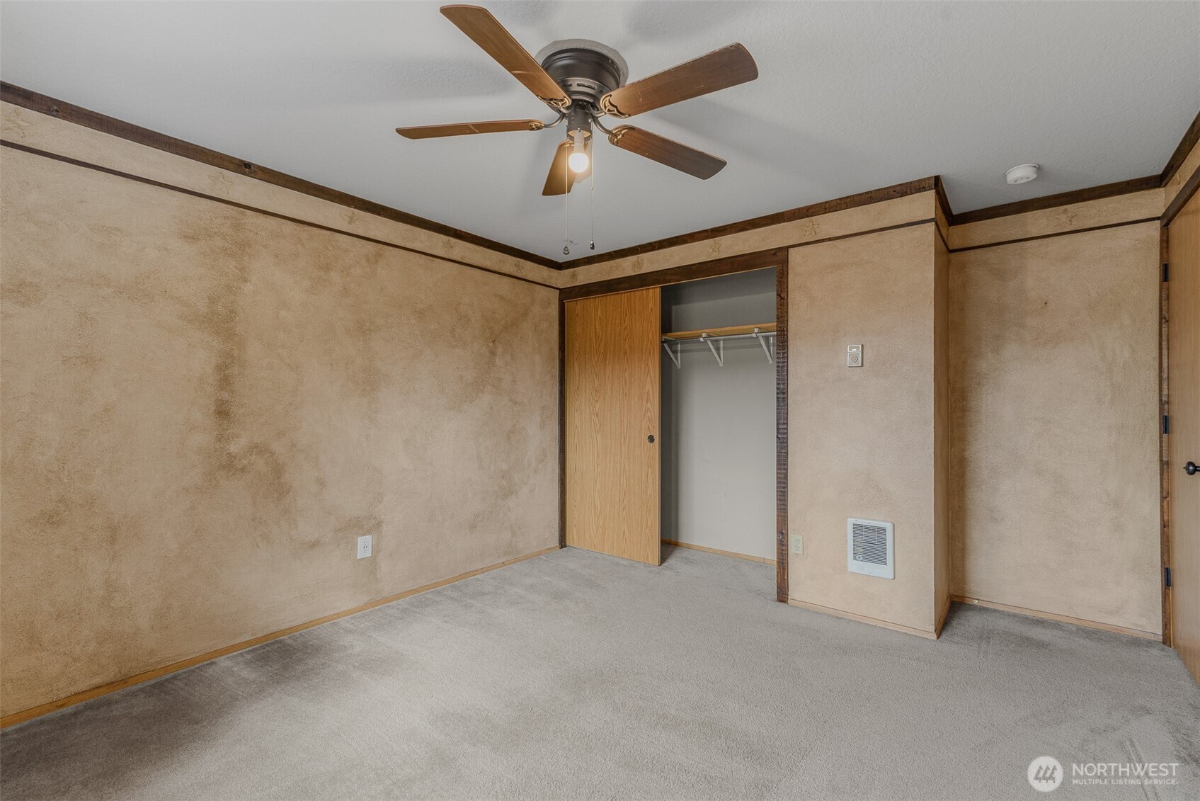 15813 Ne 3rd Street Property Photo 25