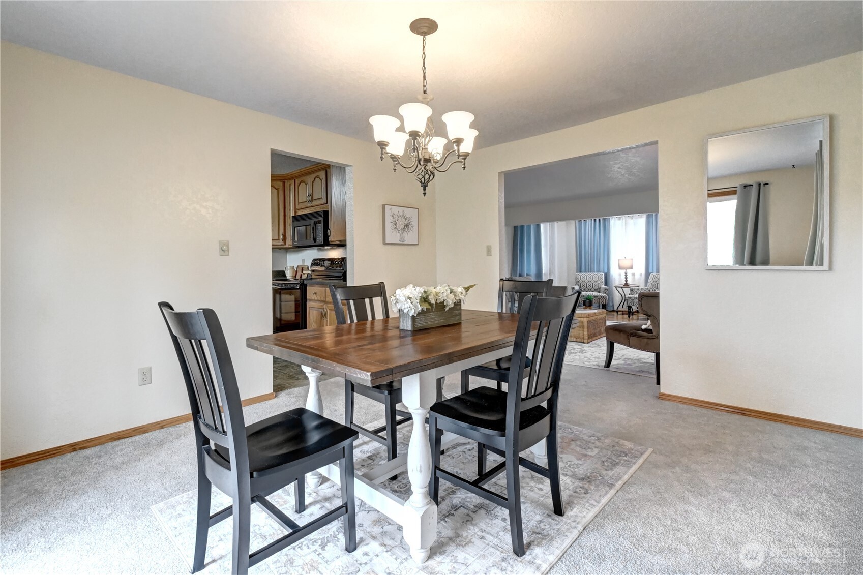 12120 7th Place Property Photo 7