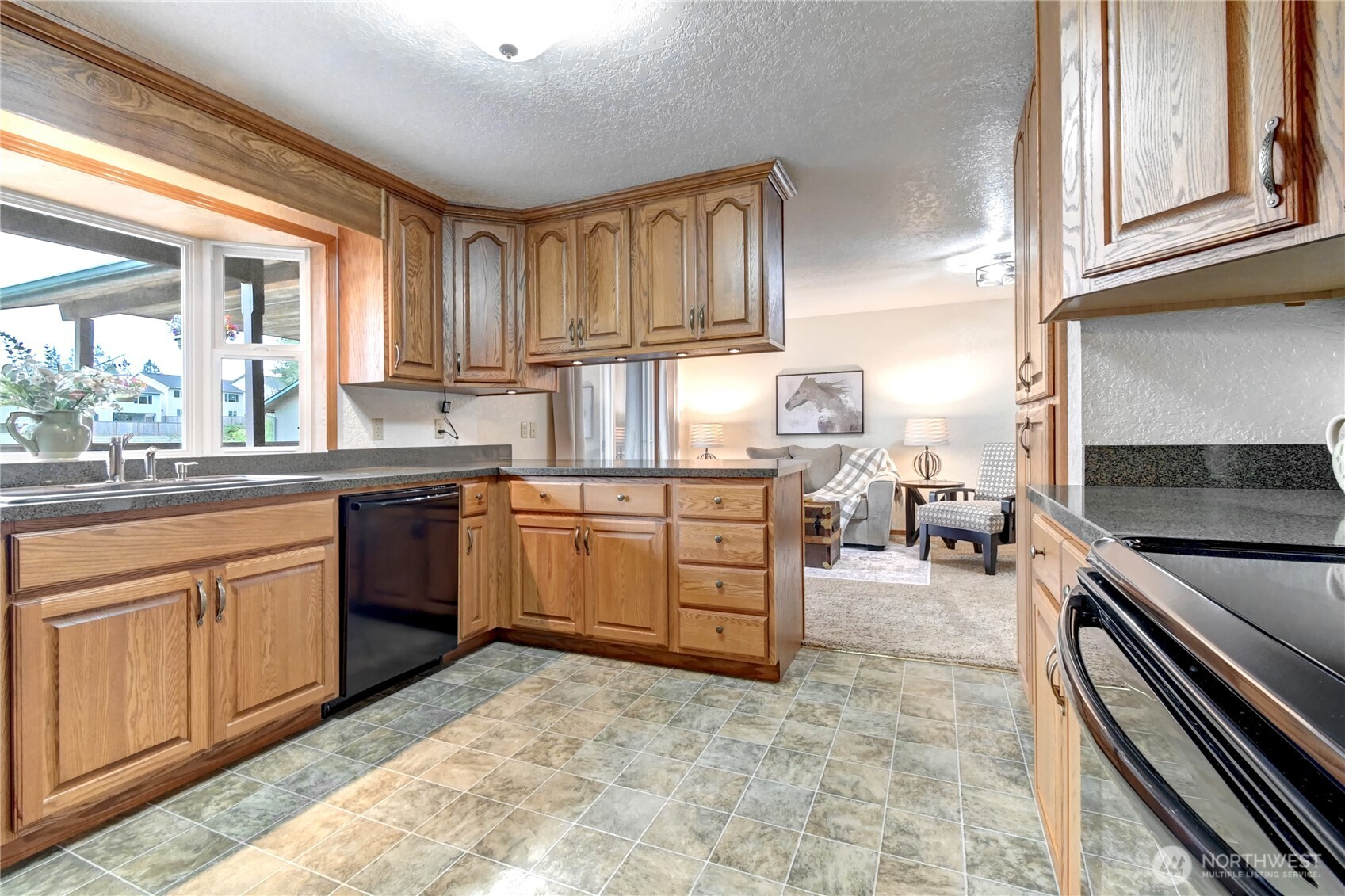 12120 7th Place Property Photo 8