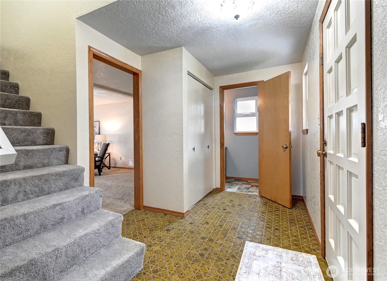 12120 7th Place Property Photo 13