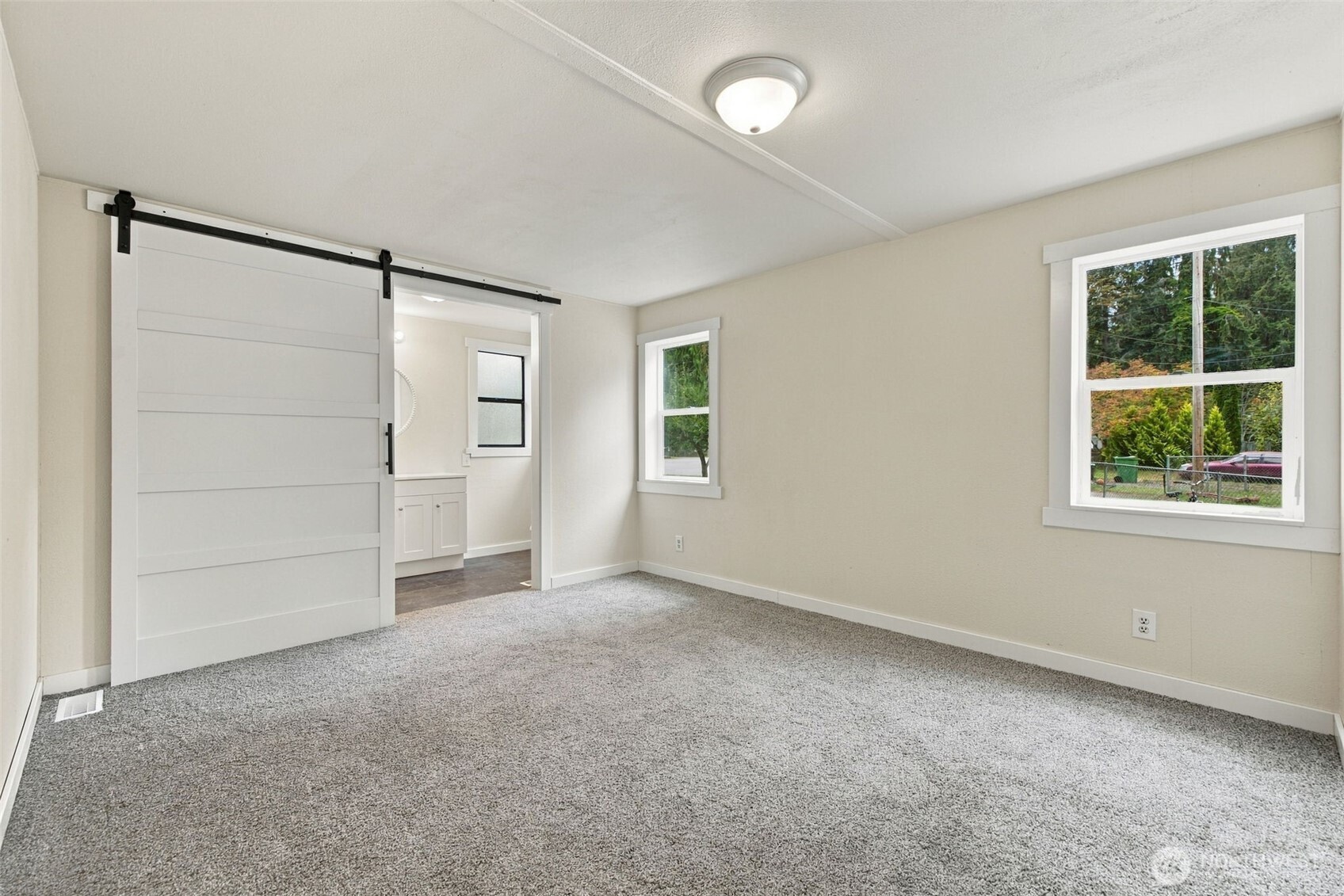 17233 119th Place Property Photo 8