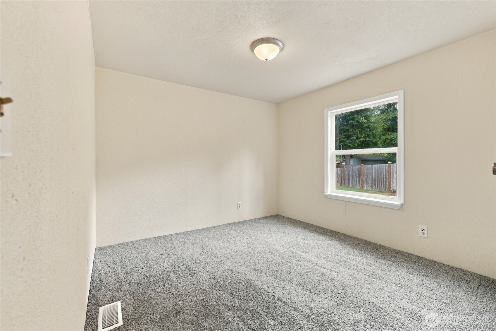 17233 119th Place Property Photo 17