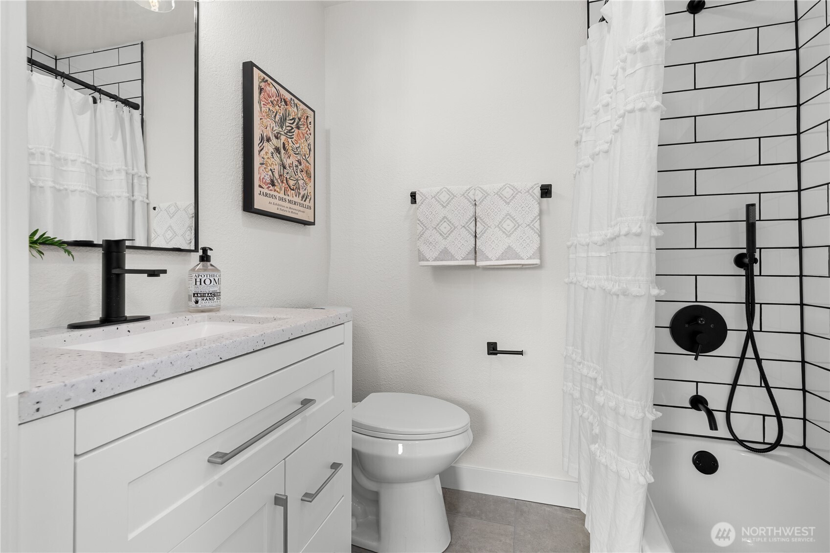 10228 Alaska Street Property Photo 18