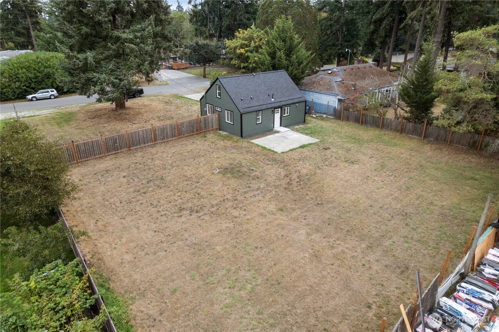 10228 Alaska Street Property Photo 32