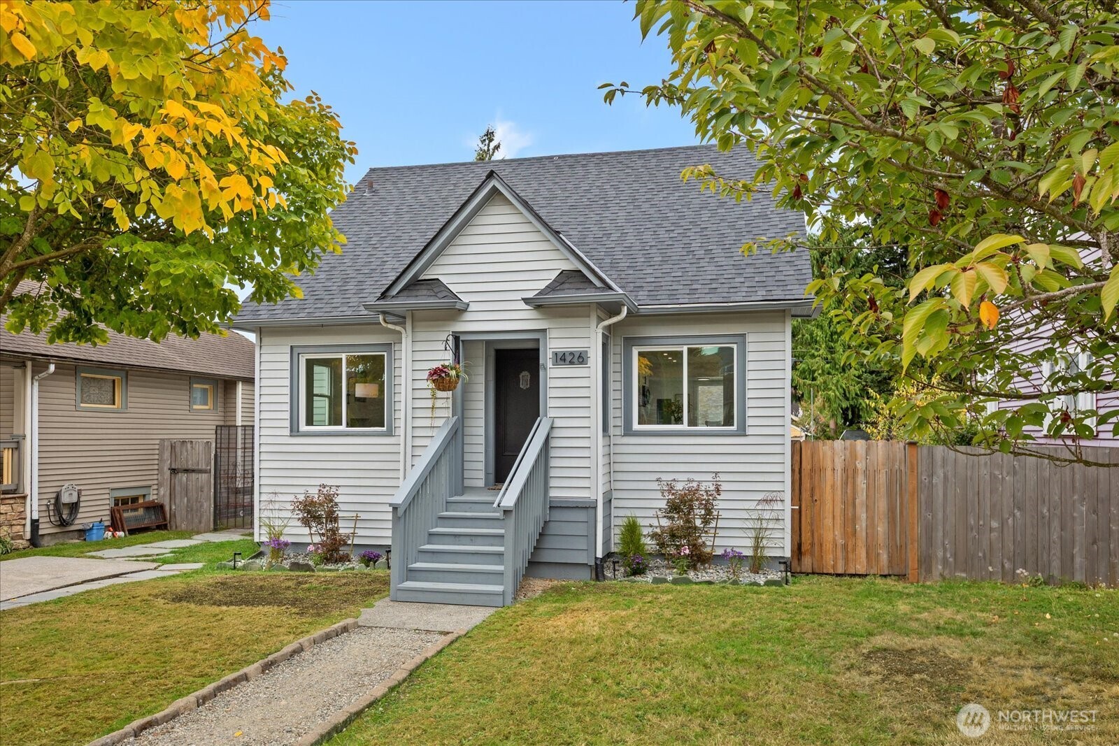 1426 Lombard Avenue Property Photo 1