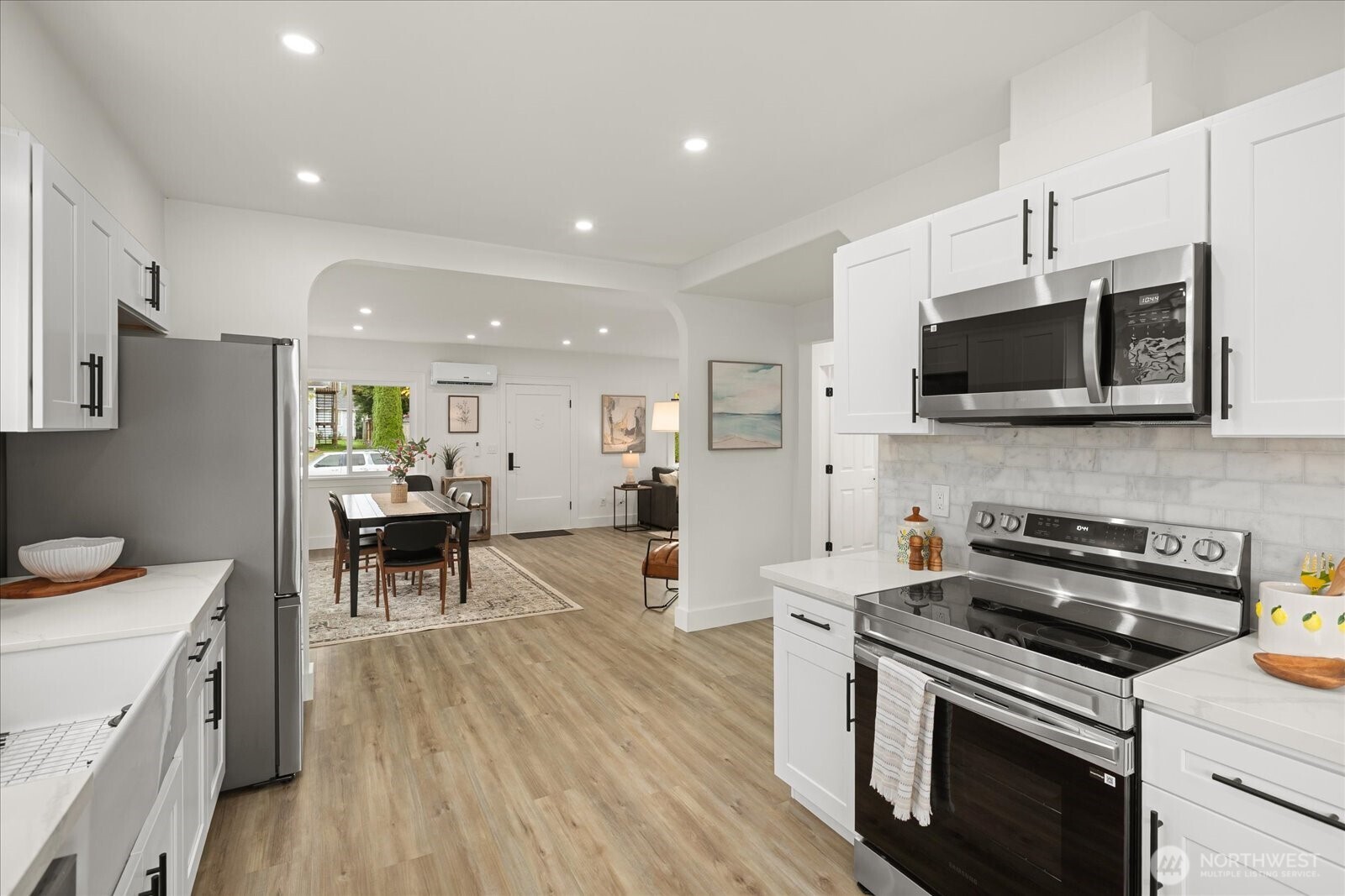 1426 Lombard Avenue Property Photo 14