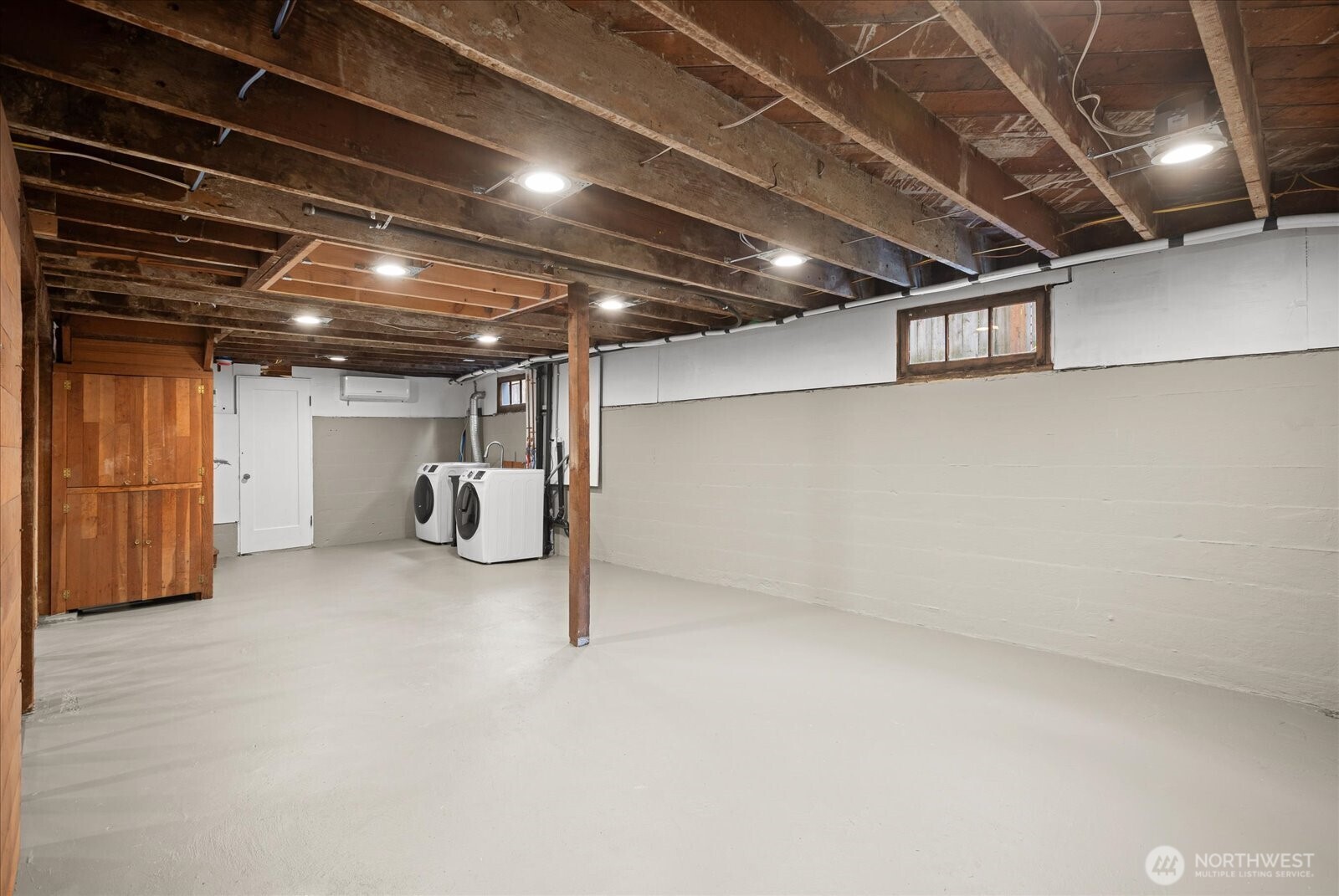 1426 Lombard Avenue Property Photo 24