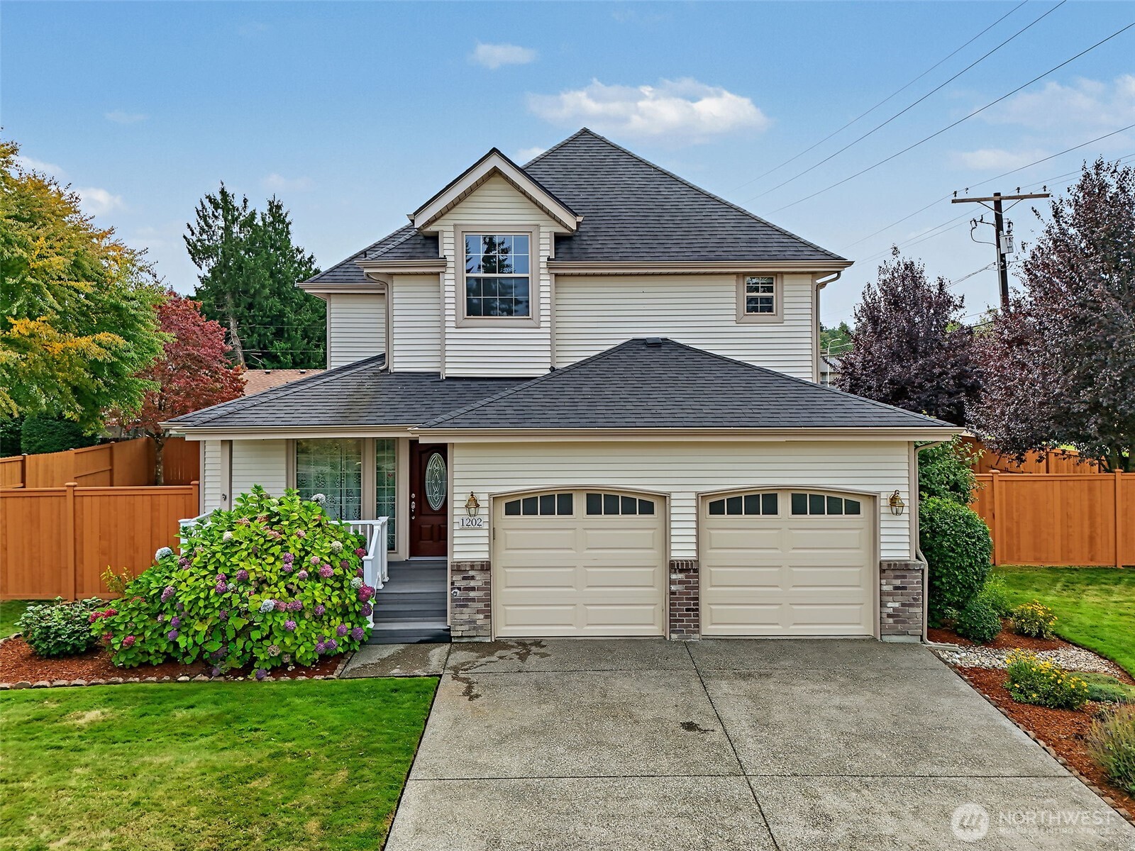 1202 33rd Street Property Photo 1