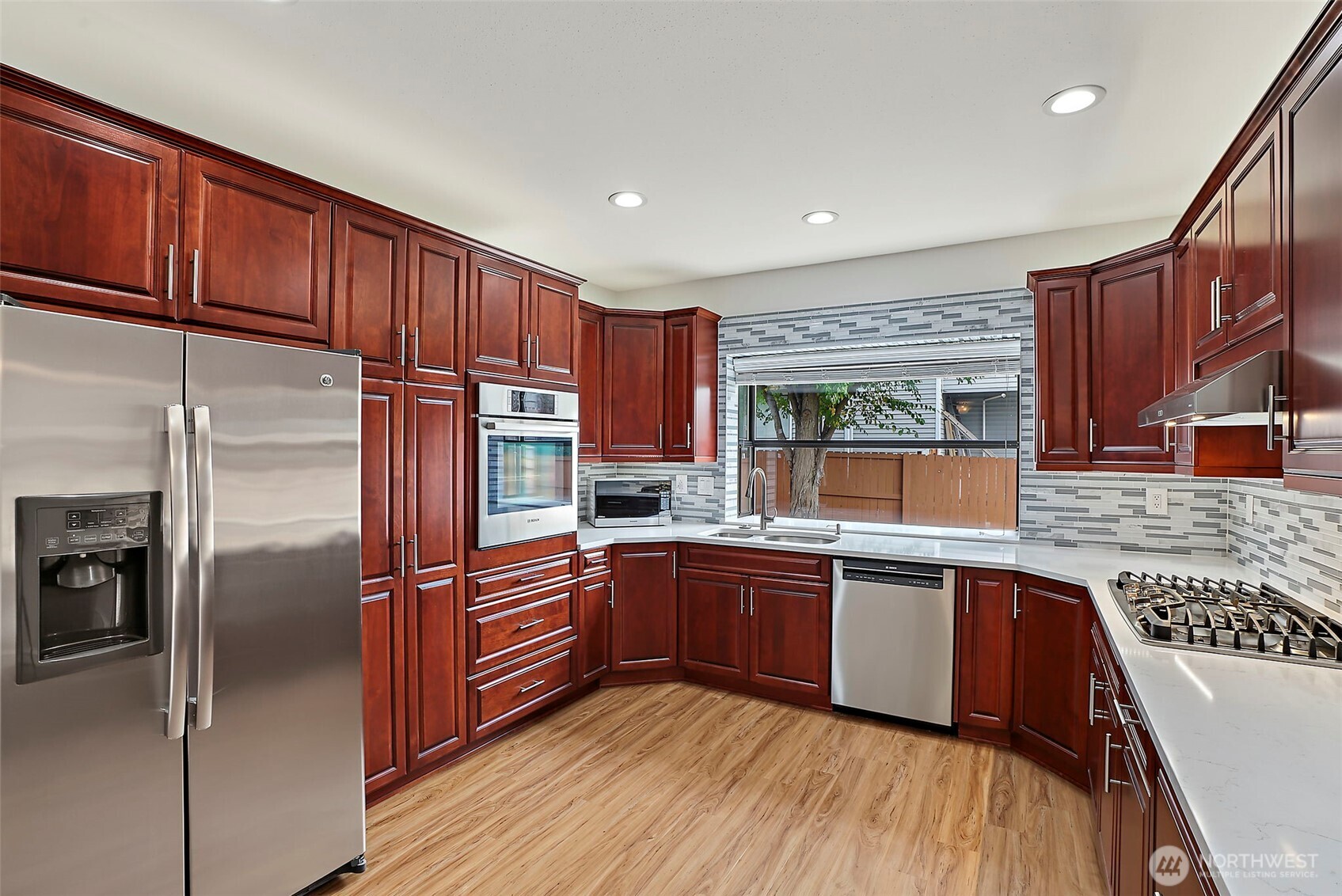 1202 33rd Street Property Photo 10