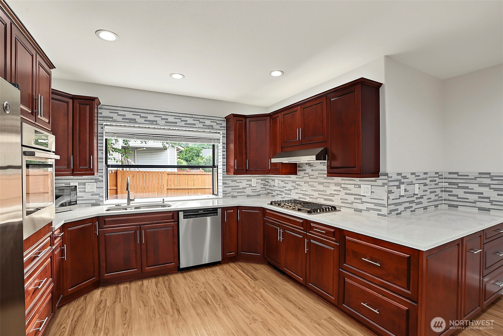 1202 33rd Street Property Photo 11