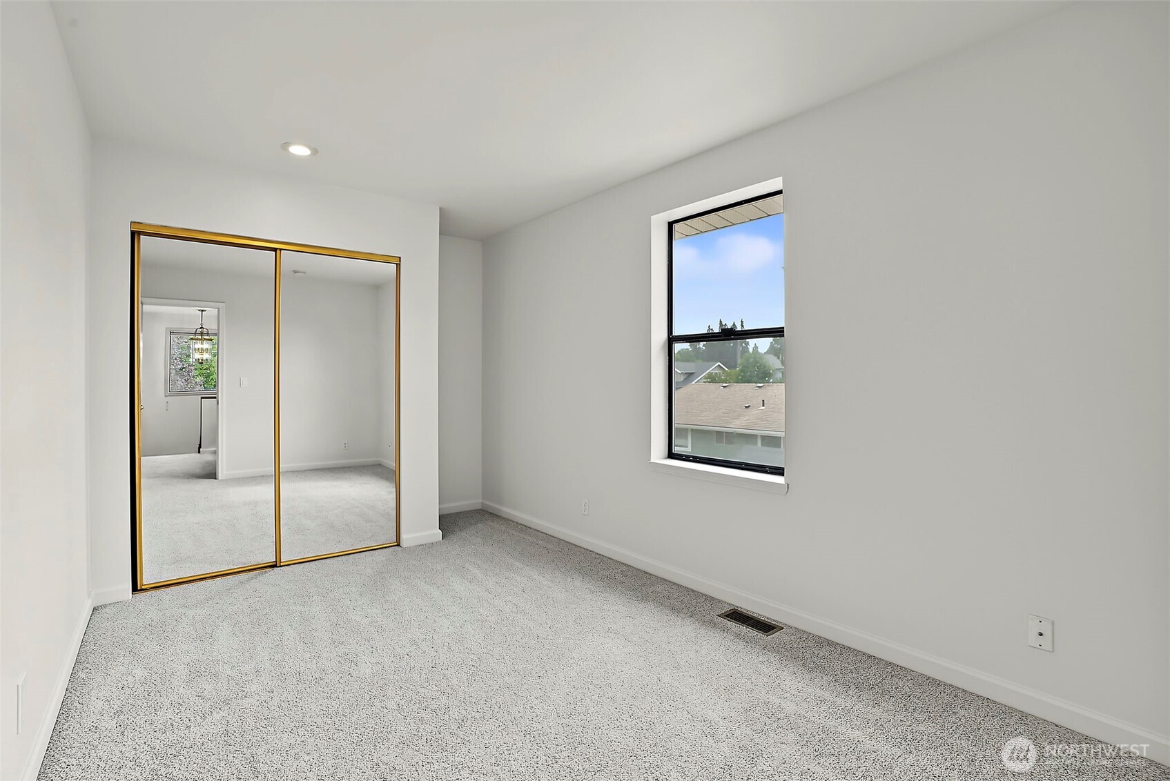 1202 33rd Street Property Photo 21
