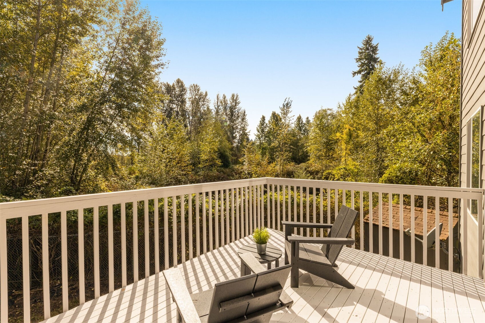 17028 4th Avenue Property Photo 10