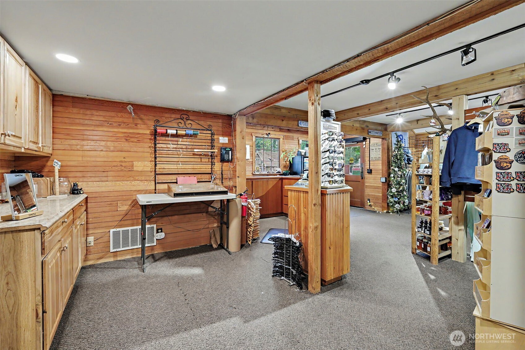 58414 State Route 410 E Property Photo 15