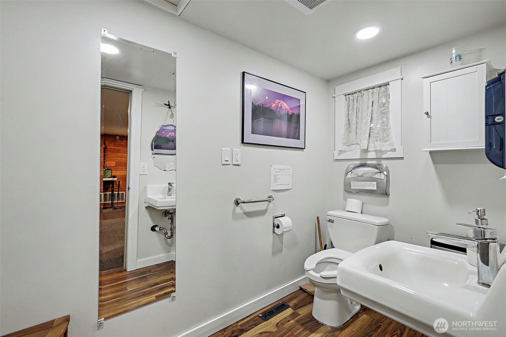 58414 State Route 410 E Property Photo 16