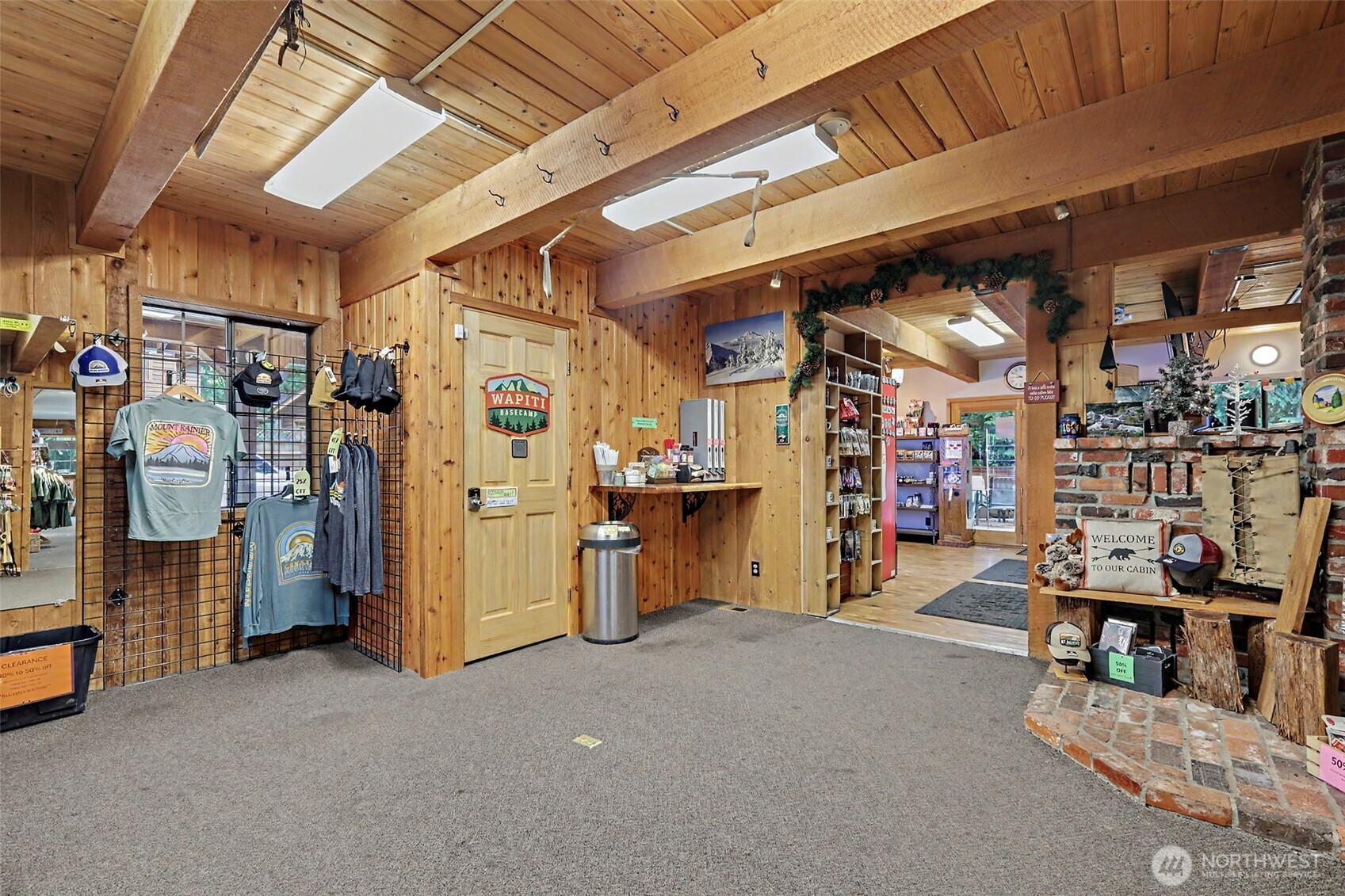 58414 State Route 410 E Property Photo 17