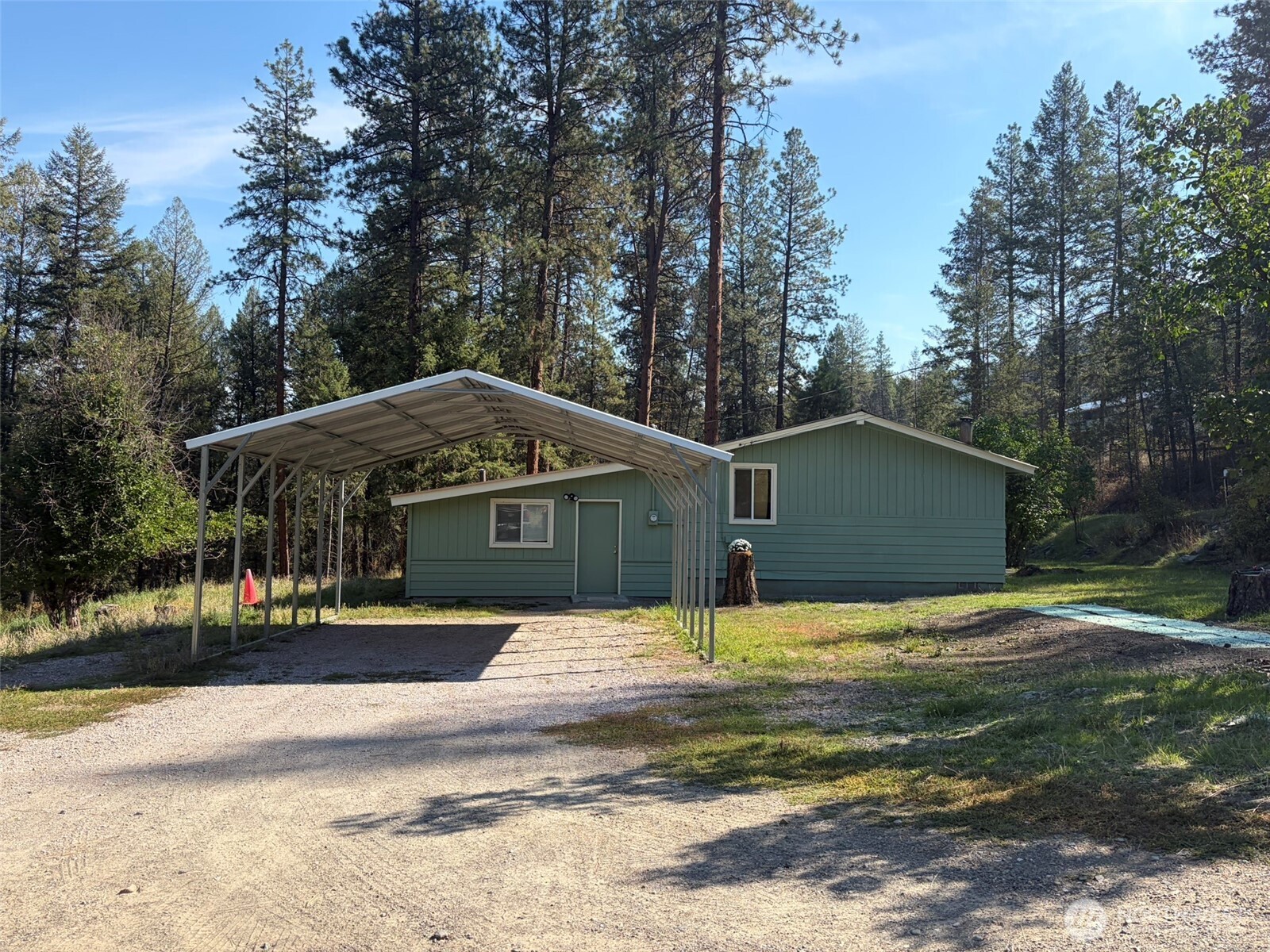 13 Pine Grove Street Property Photo 2