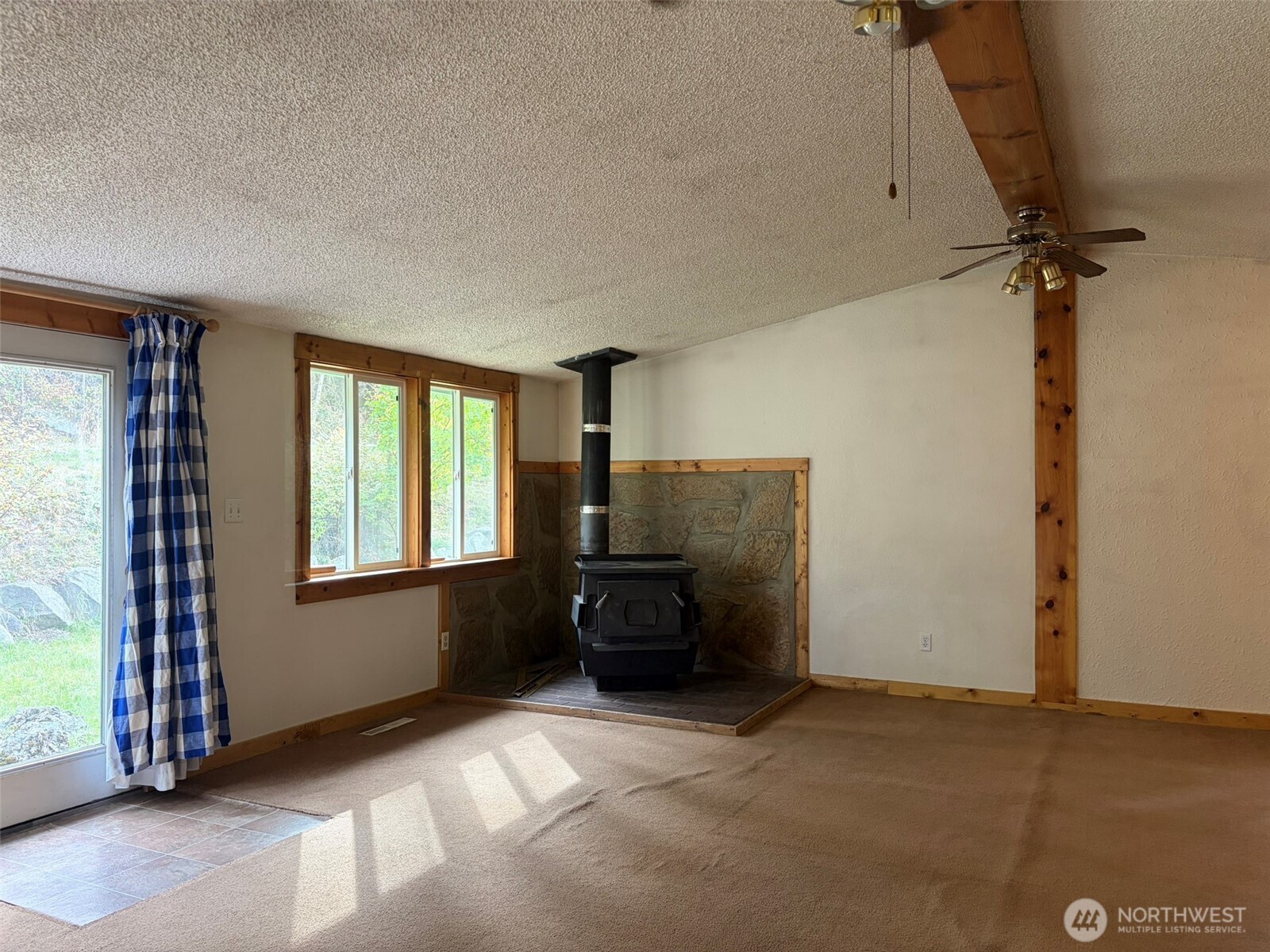 13 Pine Grove Street Property Photo 18
