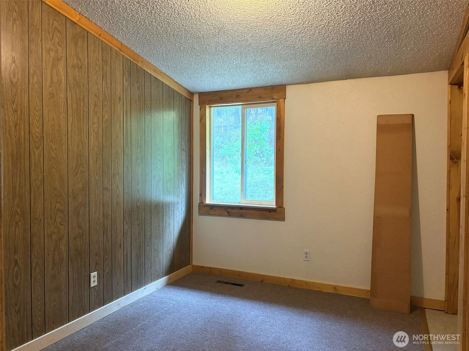13 Pine Grove Street Property Photo 21