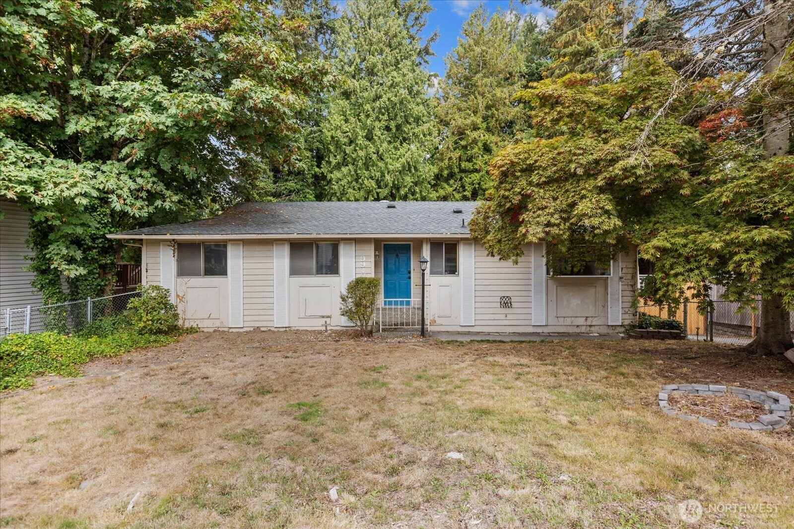 9917 38th Place Property Photo 1