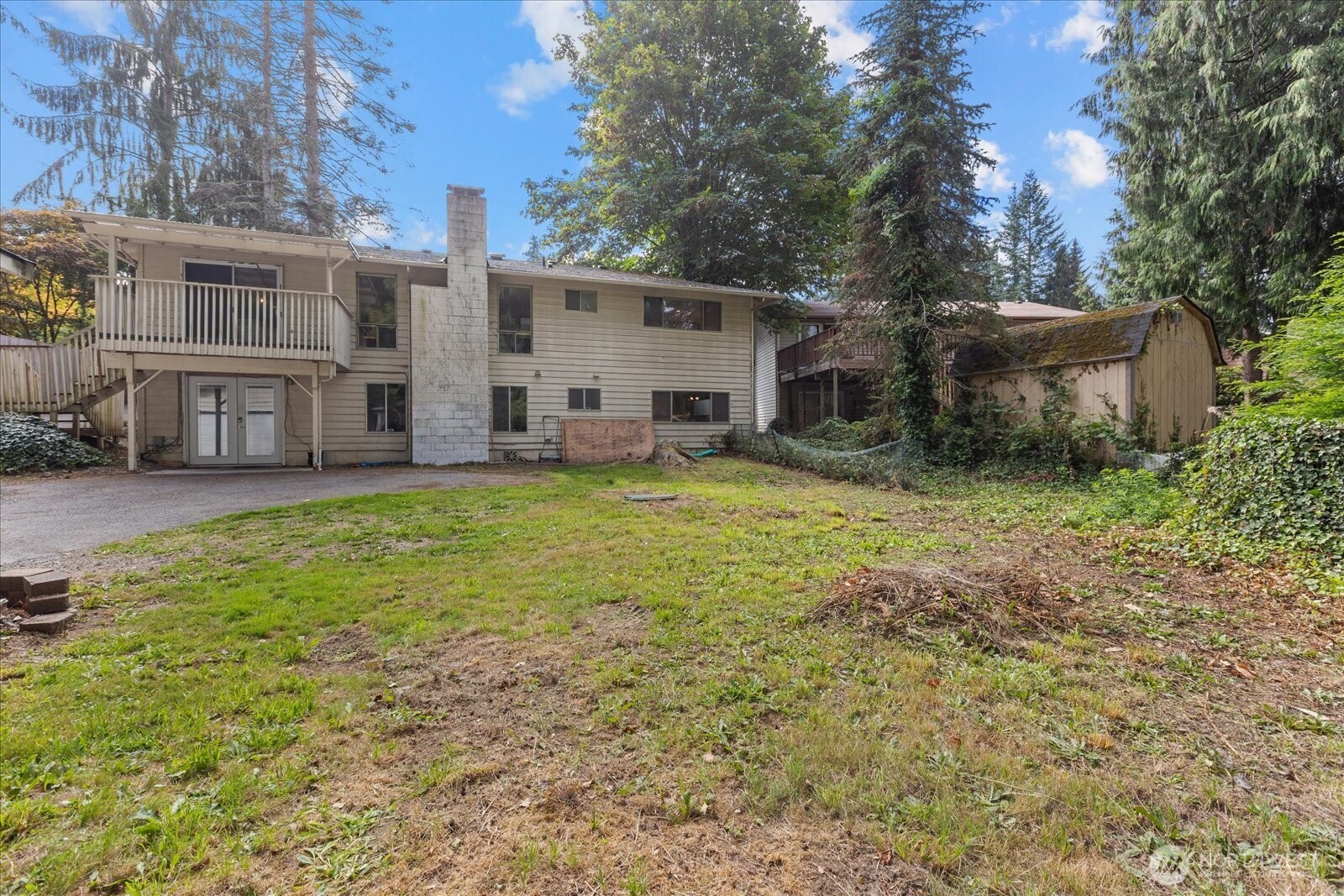 9917 38th Place Property Photo 30
