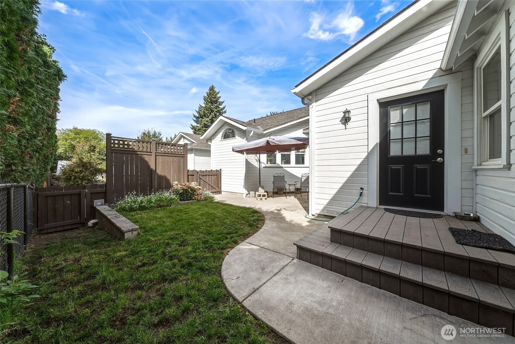 1510 Howard Street Property Photo 4