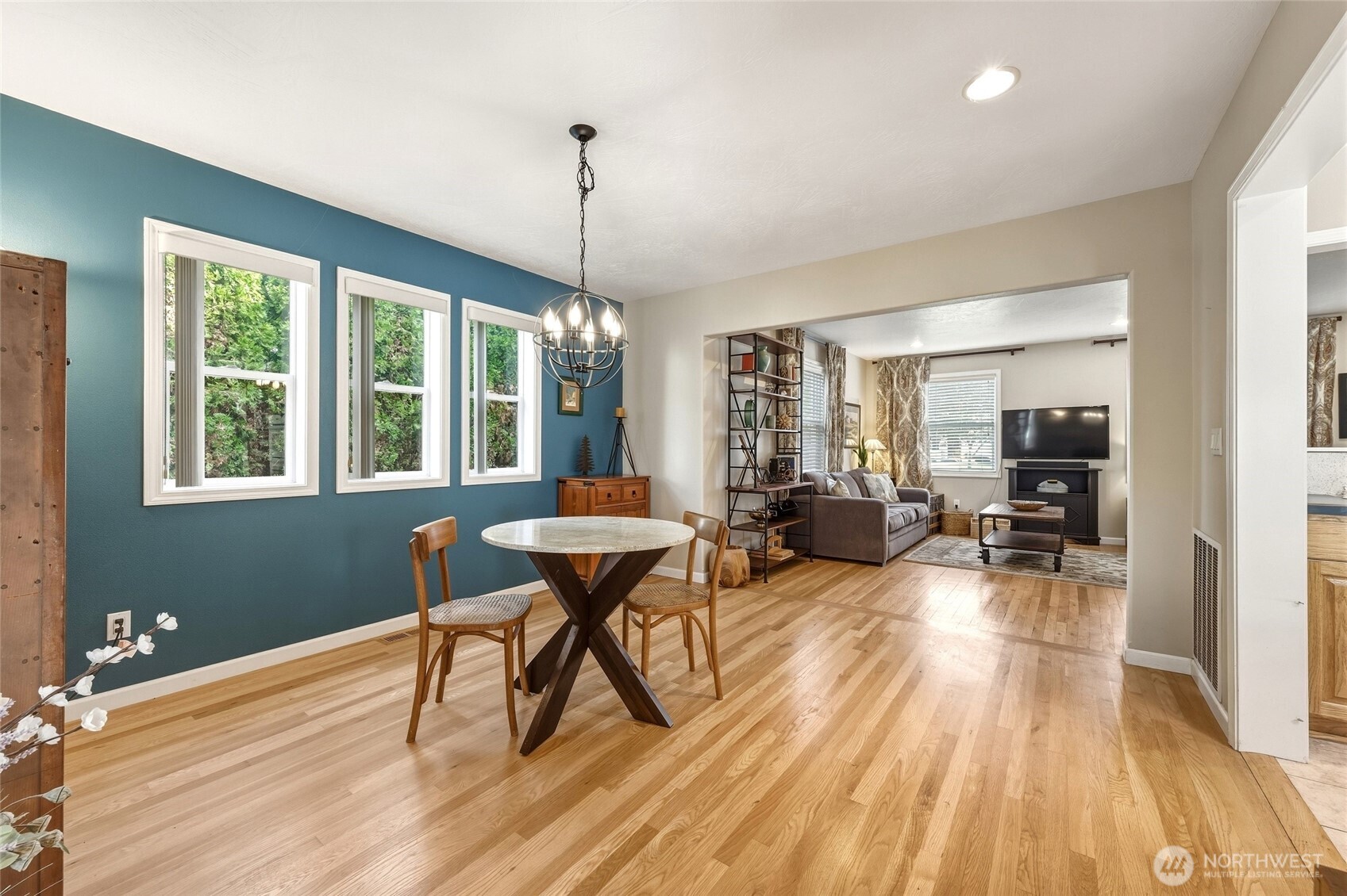 1510 Howard Street Property Photo 8
