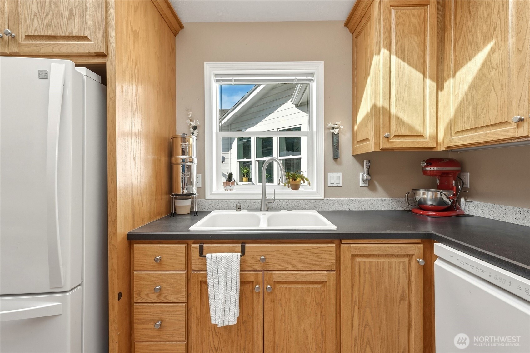 1510 Howard Street Property Photo 11