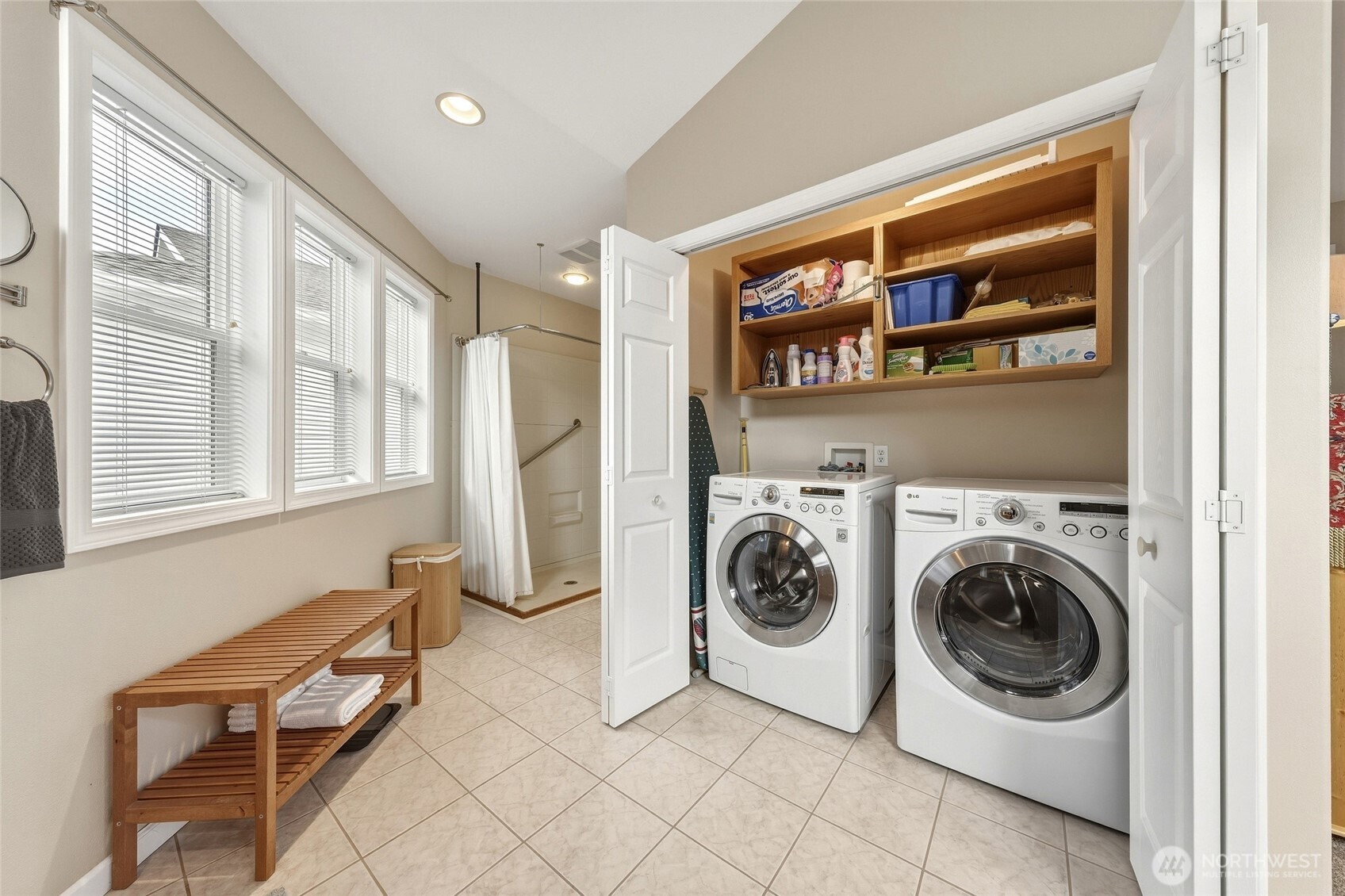 1510 Howard Street Property Photo 17