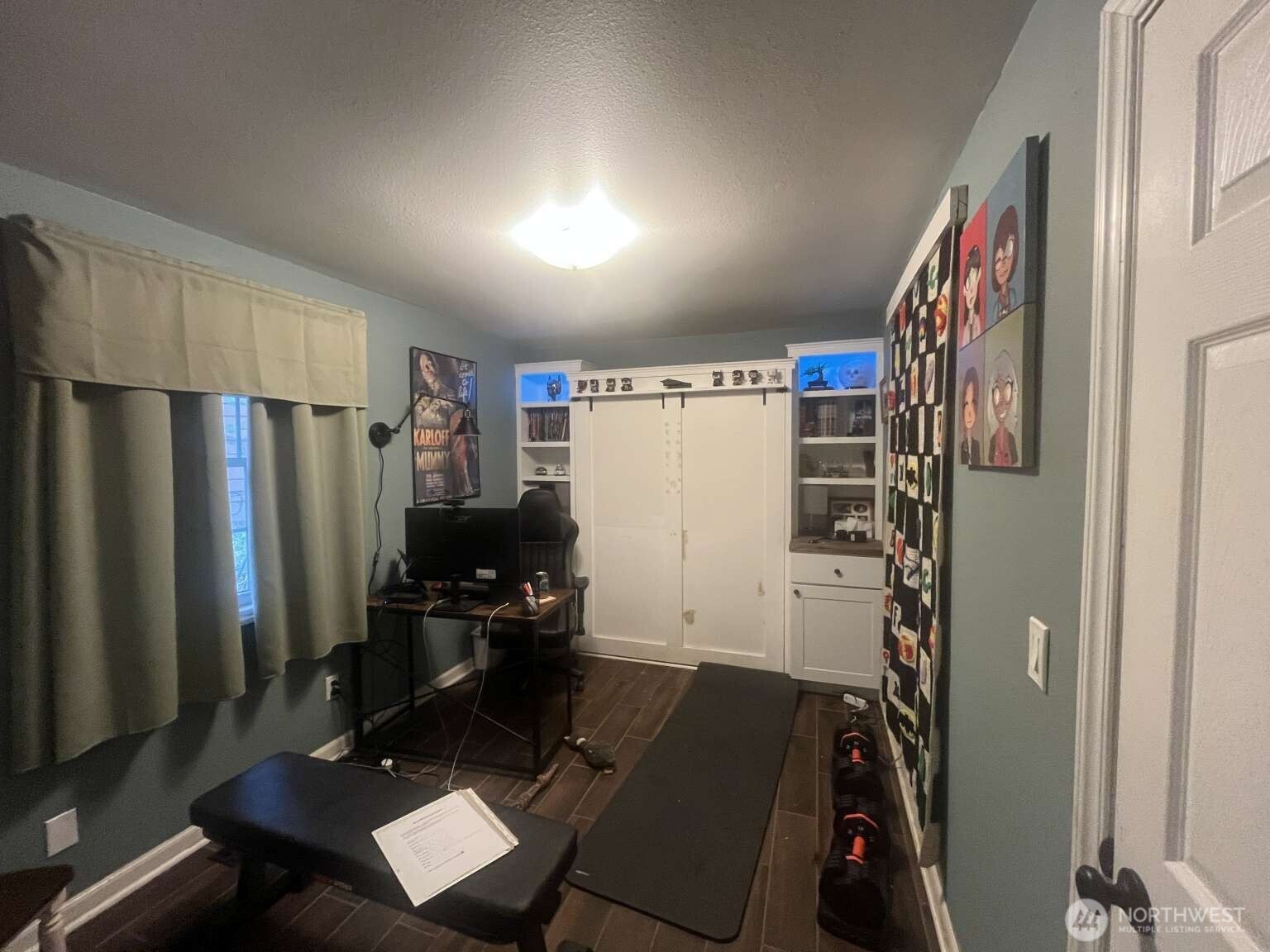 14252 76th Place Property Photo 3