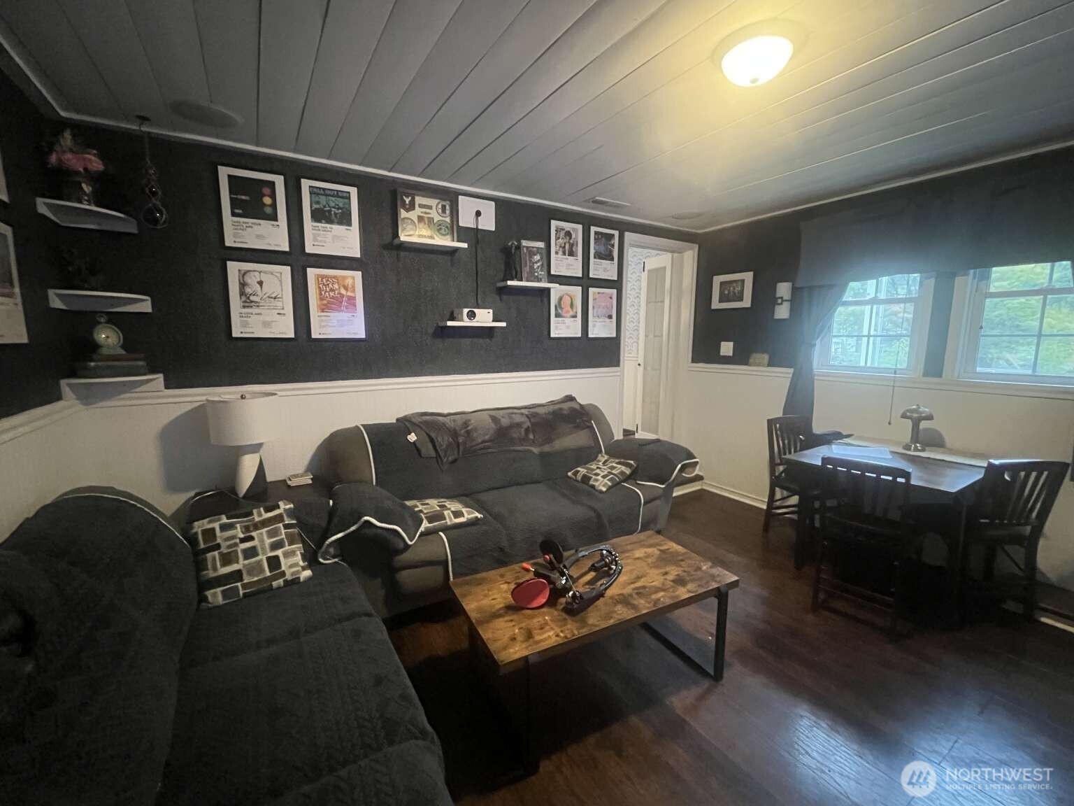 14252 76th Place Property Photo 5